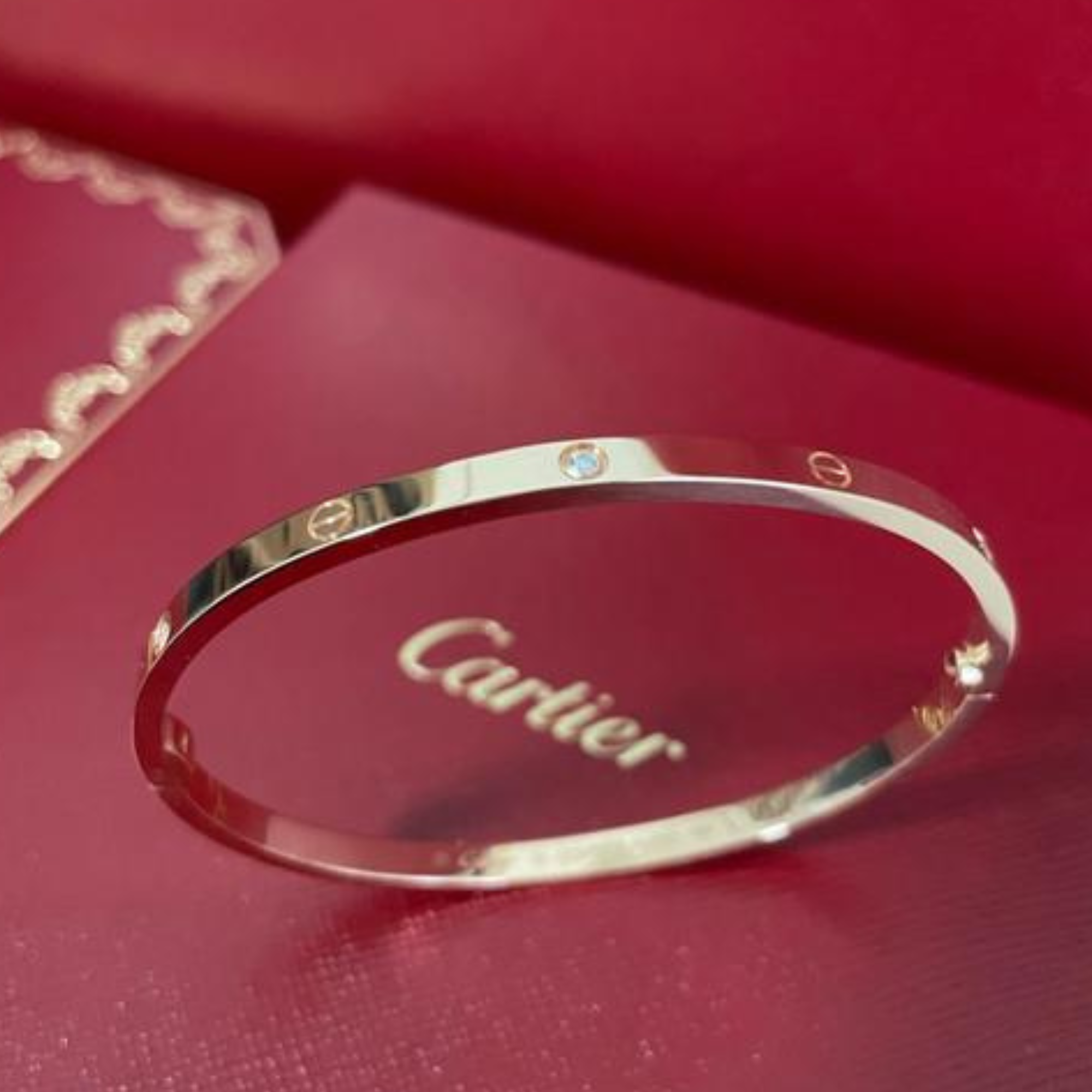 Pre-owned Cartier jewellery for a safe buying guide