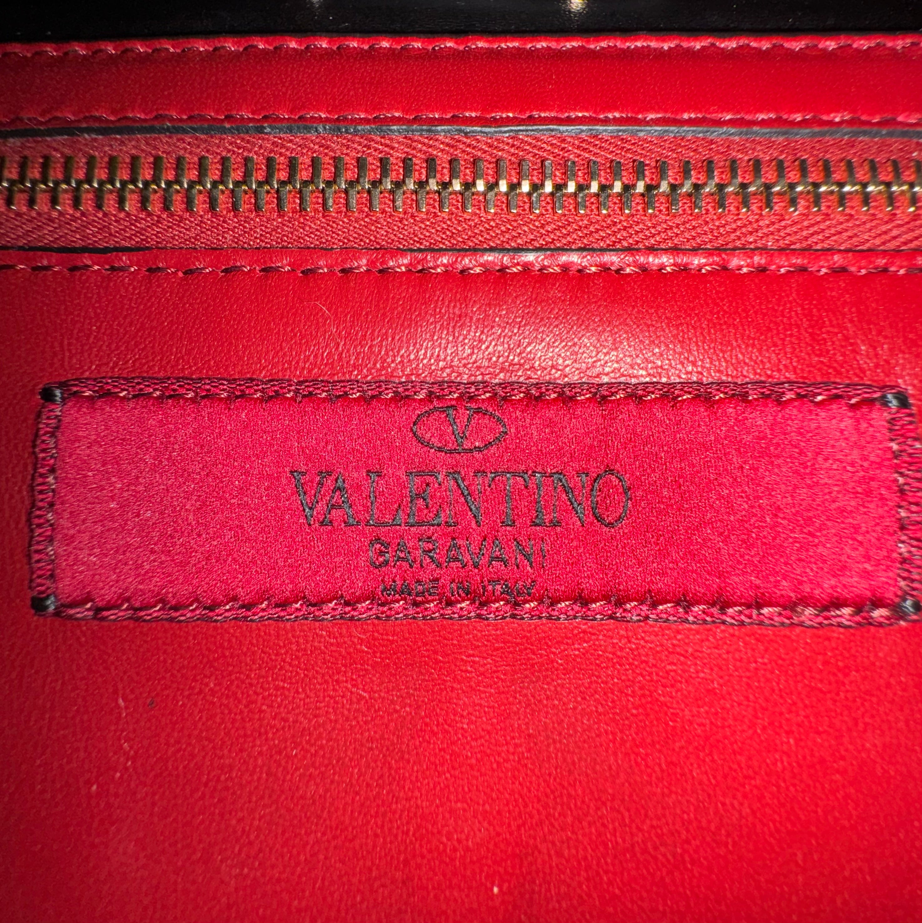 Valentino Garavani Rockstud Spike Bag Black