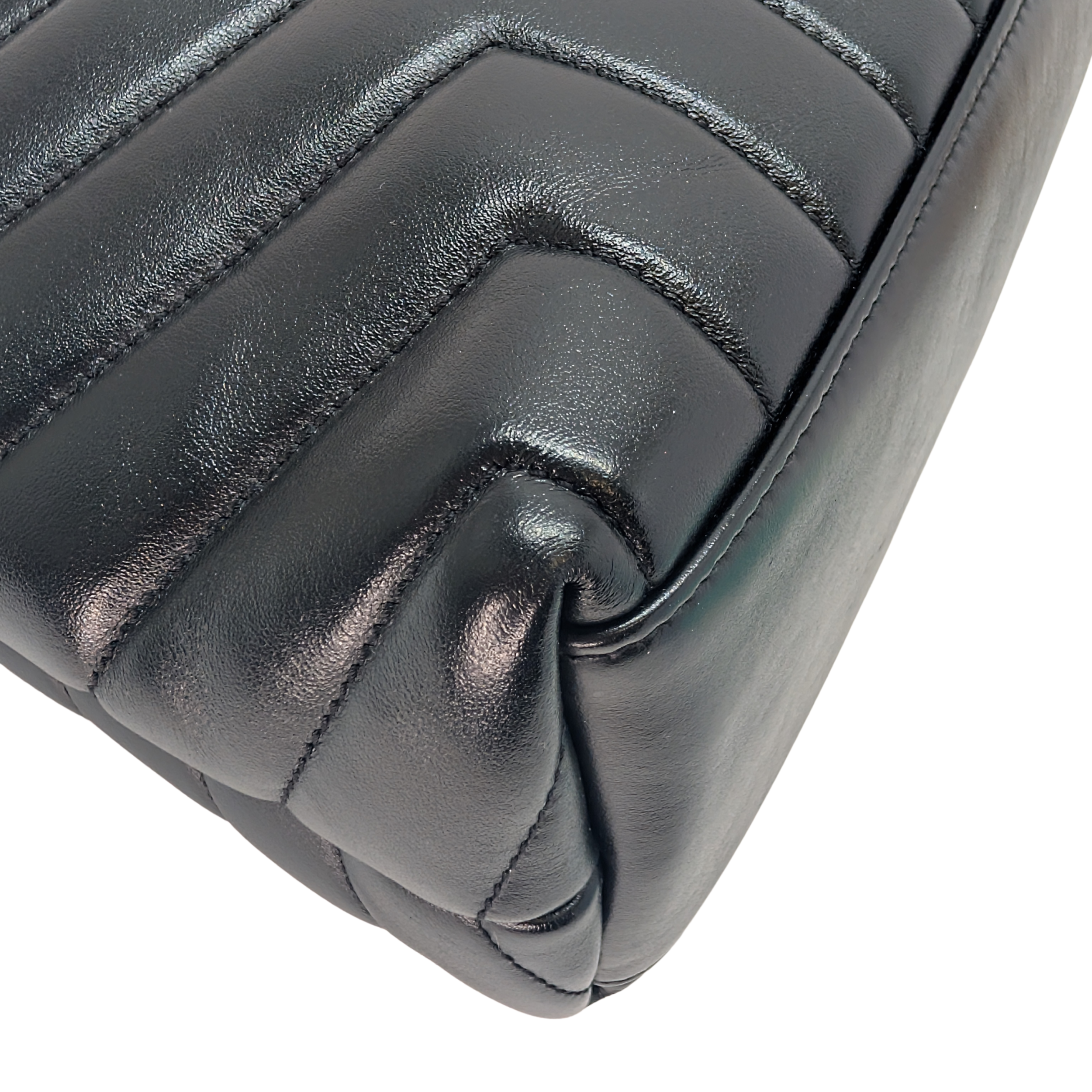 Yves Saint Laurent YSL Loulou Toy Medium Shoulder Bag Black