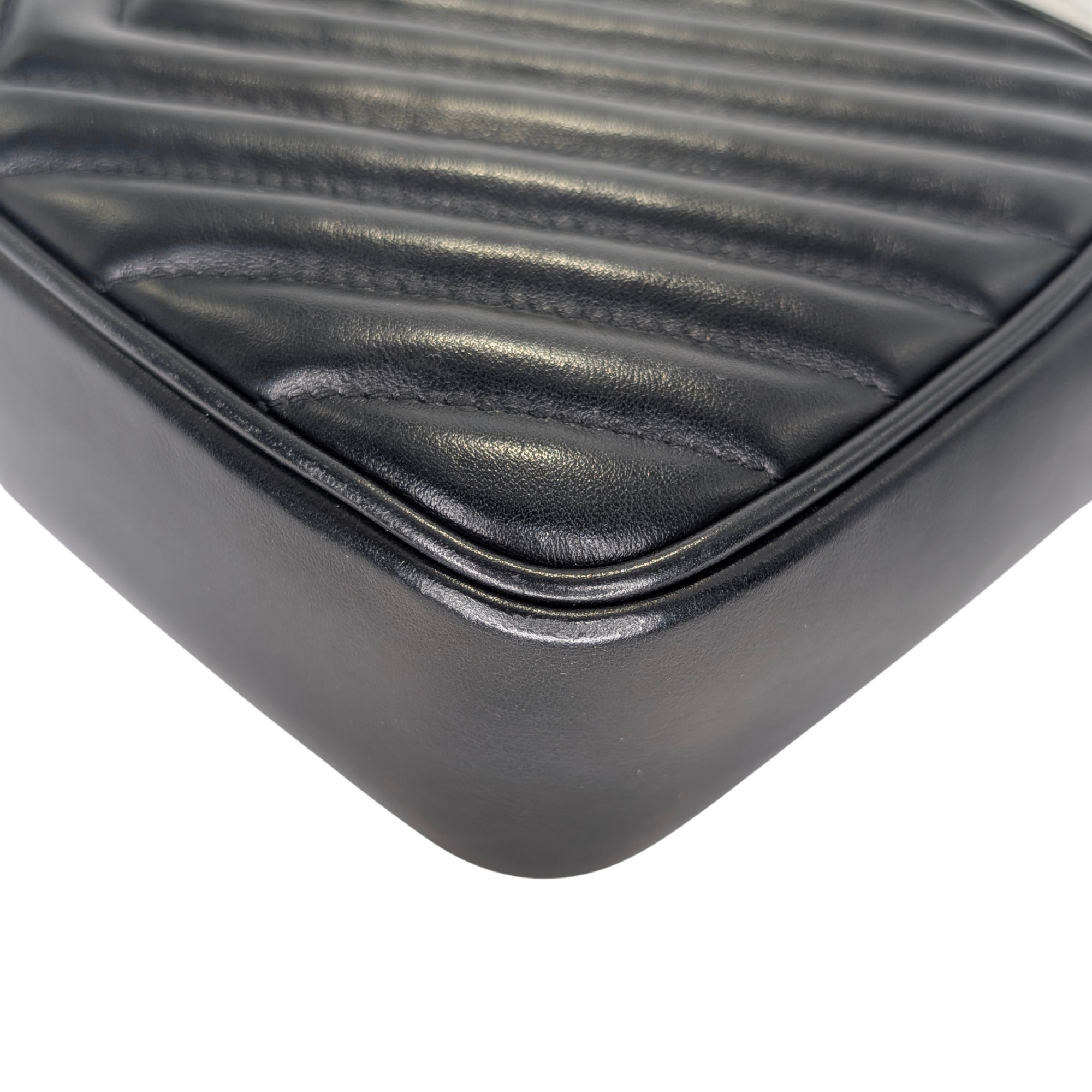 Yves Saint Laurent Loulou Camera Bag Black