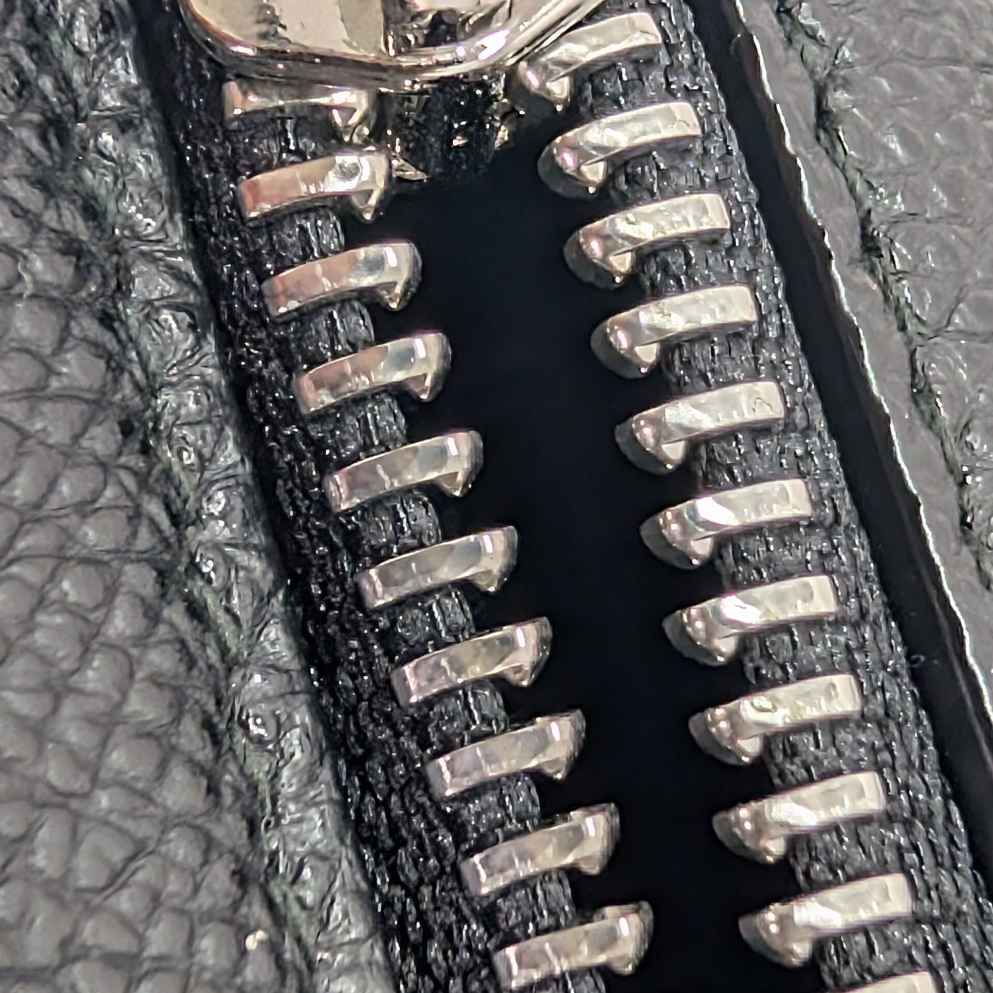 Burberry Paddy Crossbody Bag Leather Black