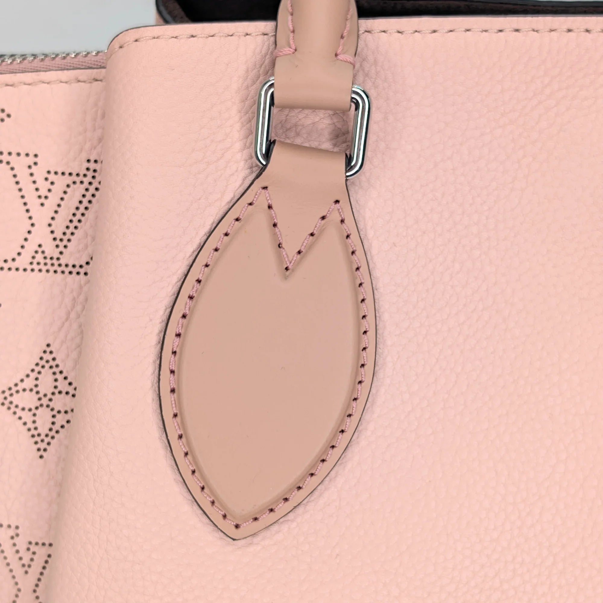 Louis Vuitton Mahina Haumea Magnolia Pink - Lost Designer