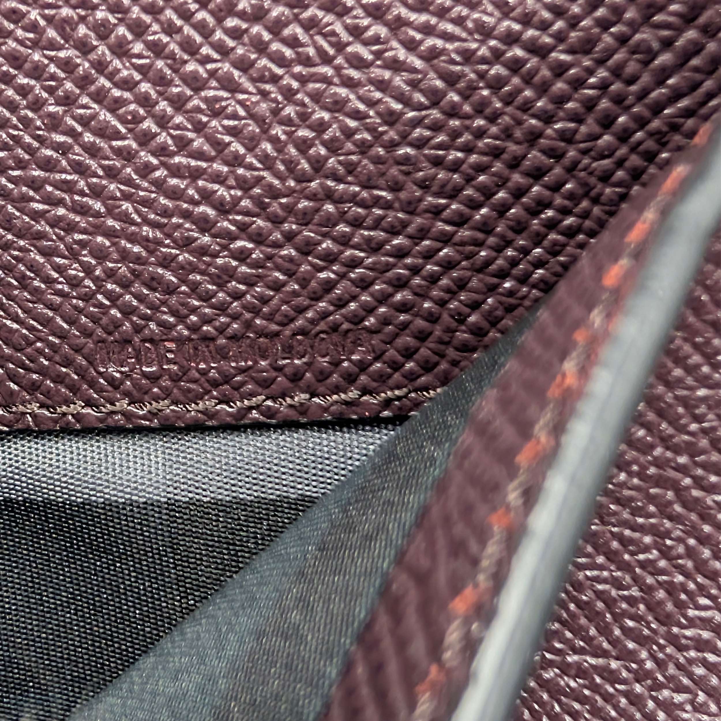 Burberry London Classic Envelope Clutch Blackcurrent