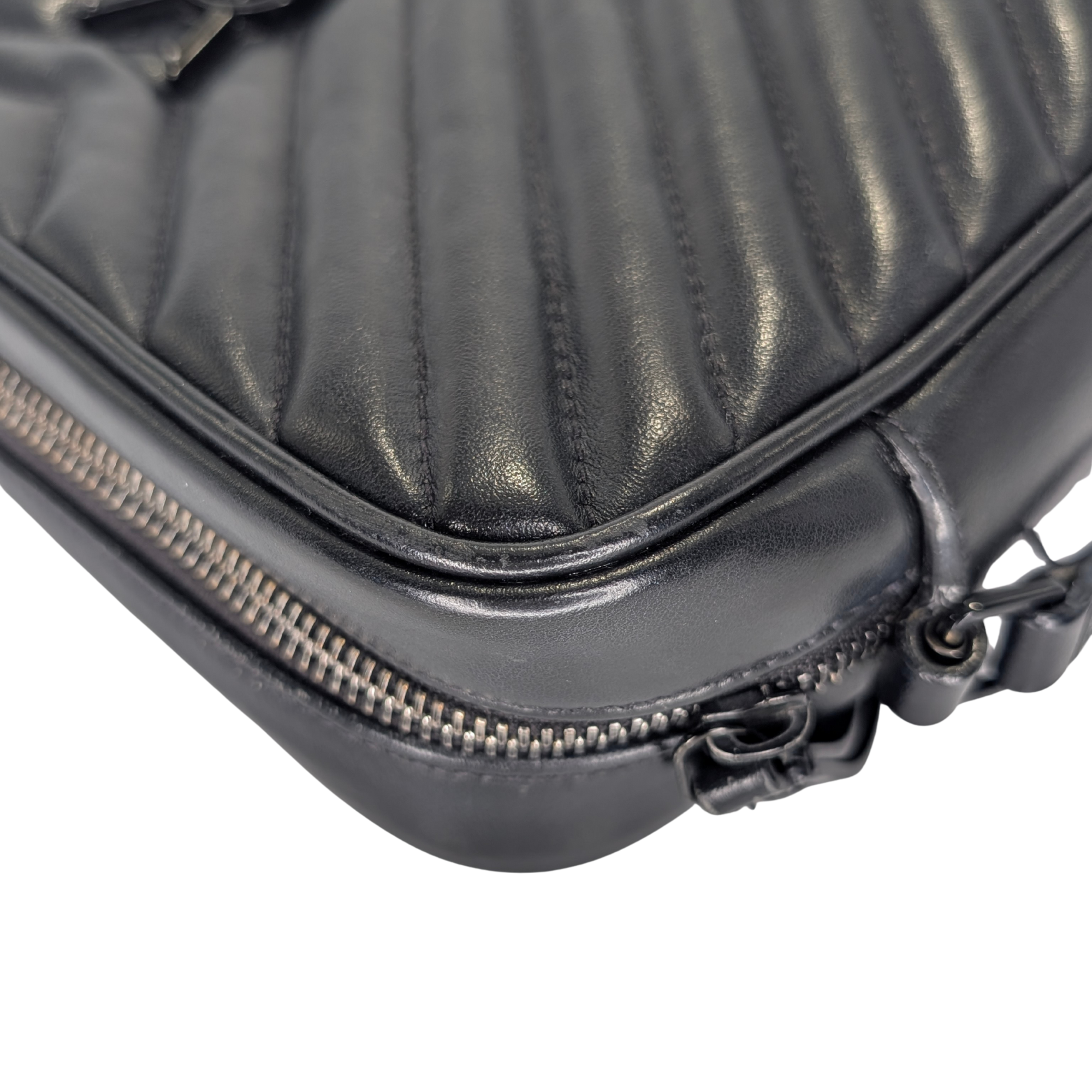 Yves Saint Laurent Loulou Camera Bag Black