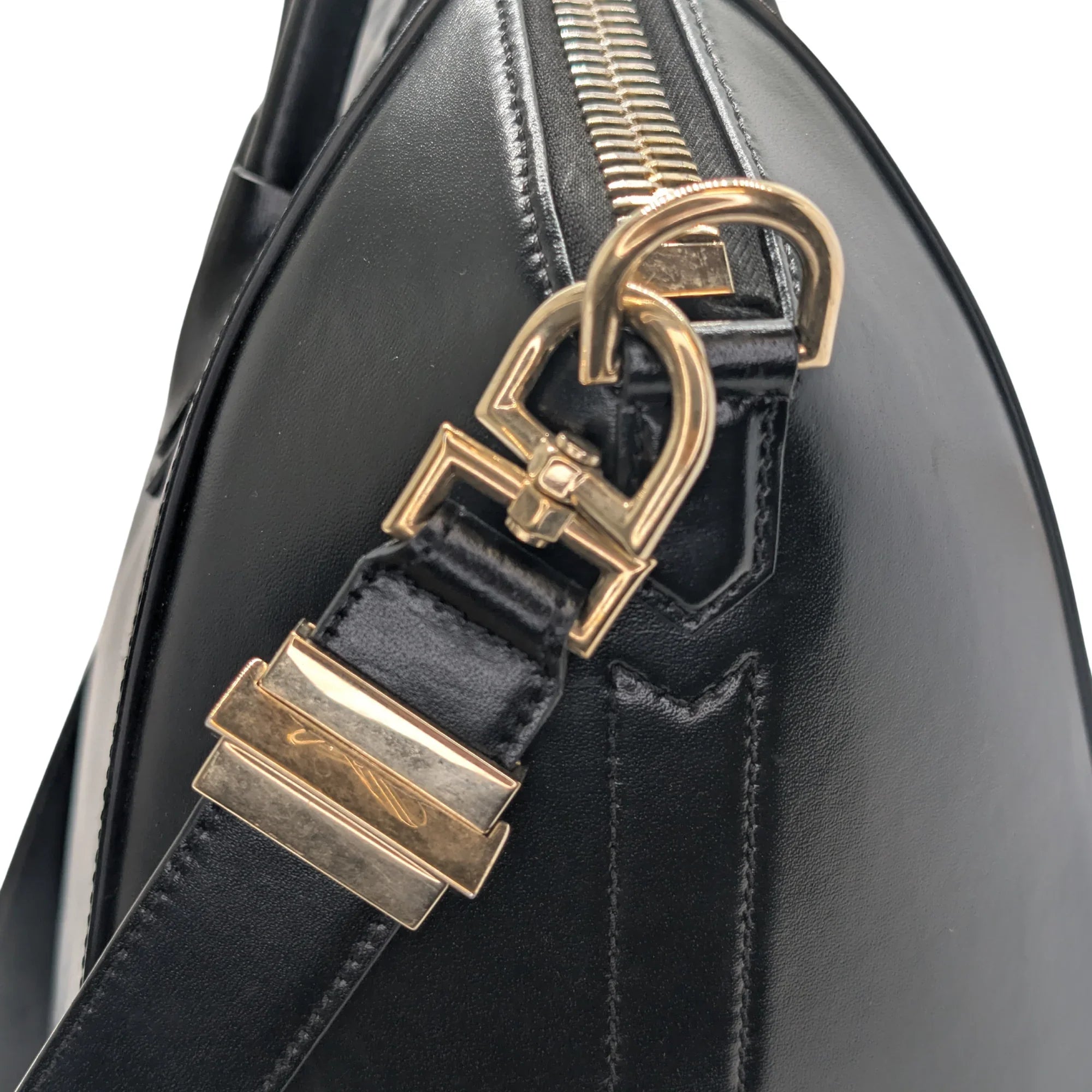 Givenchy Antigona Medium Handbag Black - Lost Designer