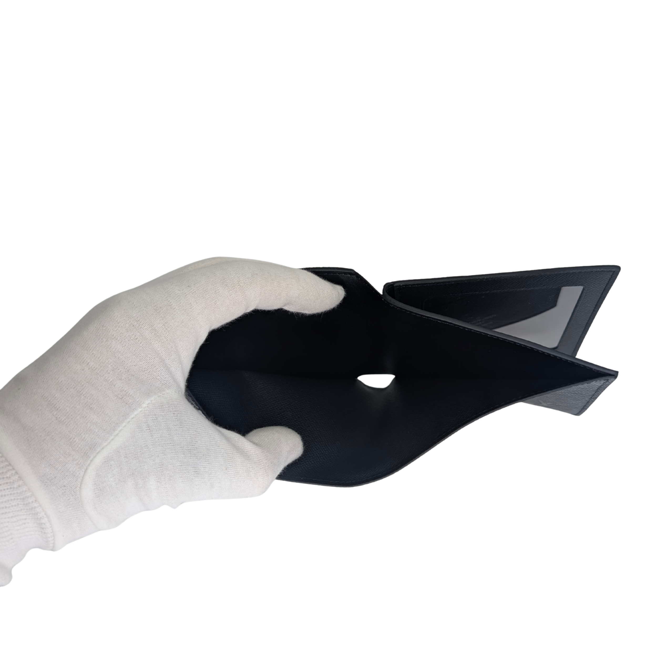 Louis Vuitton Bifold Men's Wallet Leather Black