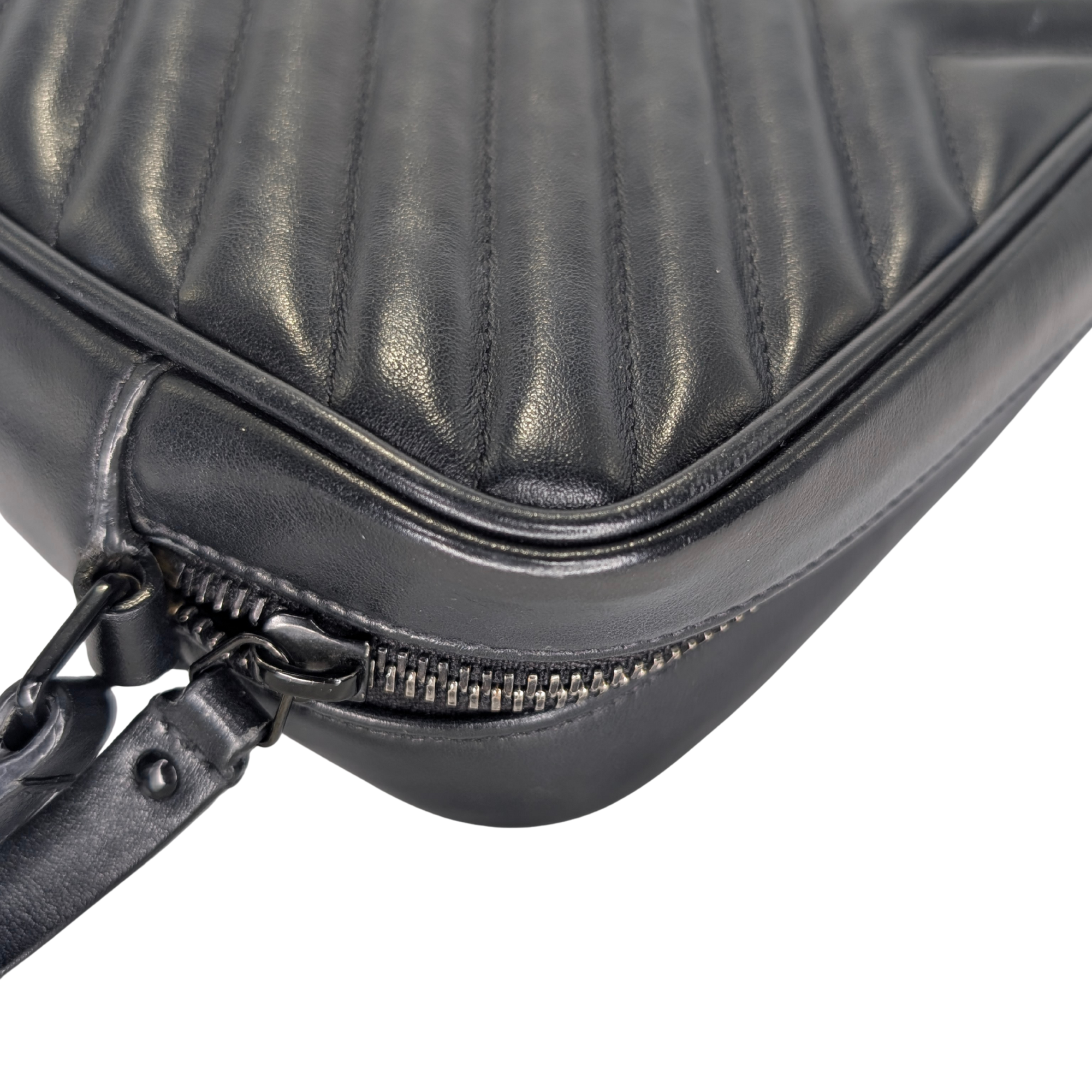 Yves Saint Laurent Loulou Camera Bag Black