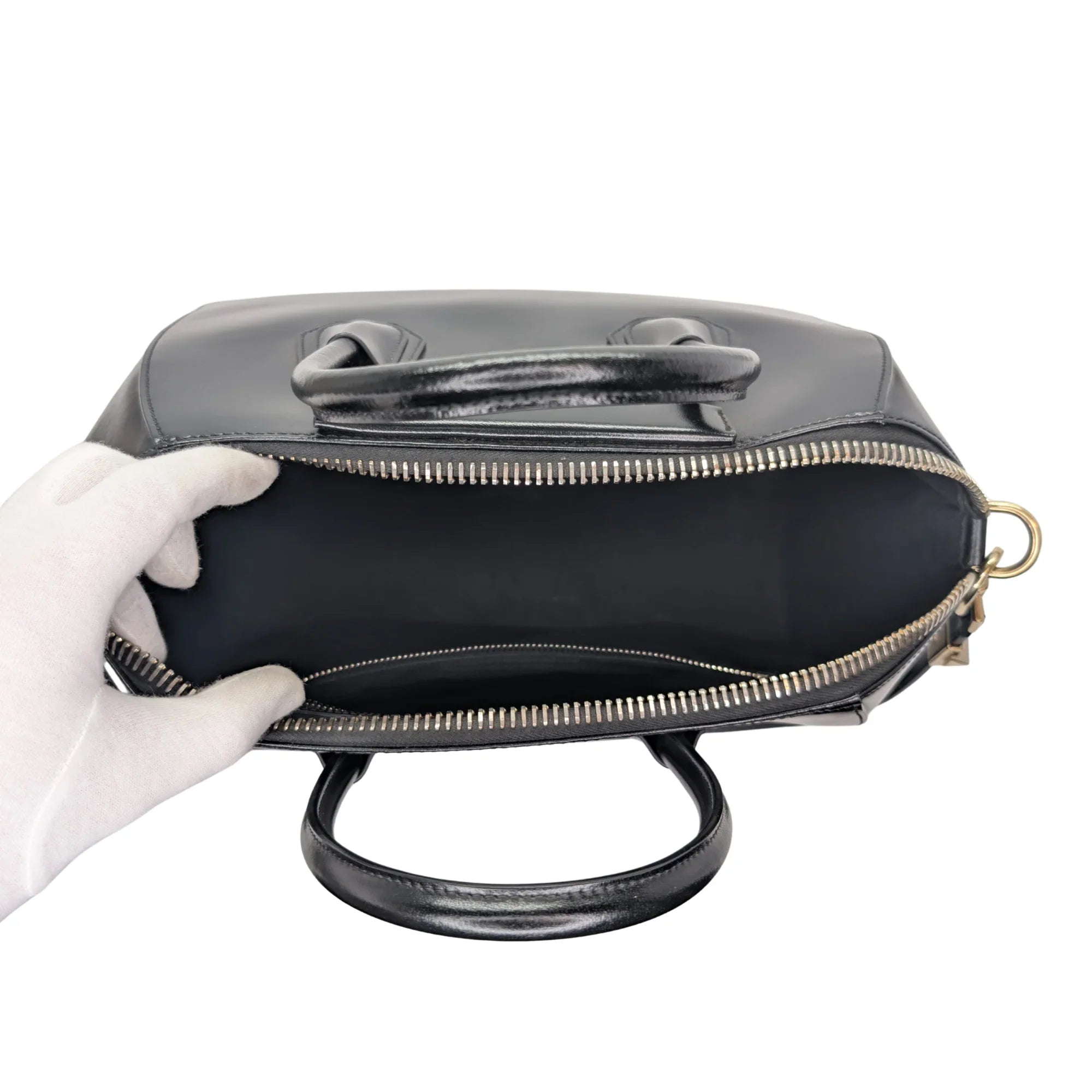 Givenchy Antigona Medium Handbag Black - Lost Designer