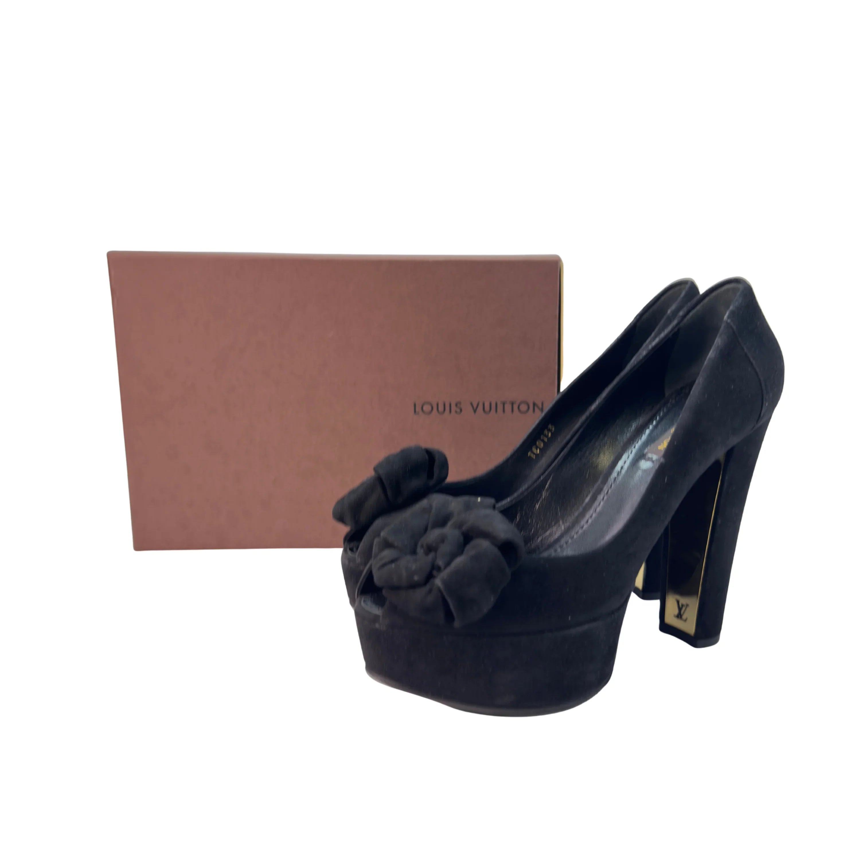 Louis Vuitton Suede Last Dance Pumps Heels Black 37.5 - Lost Designer