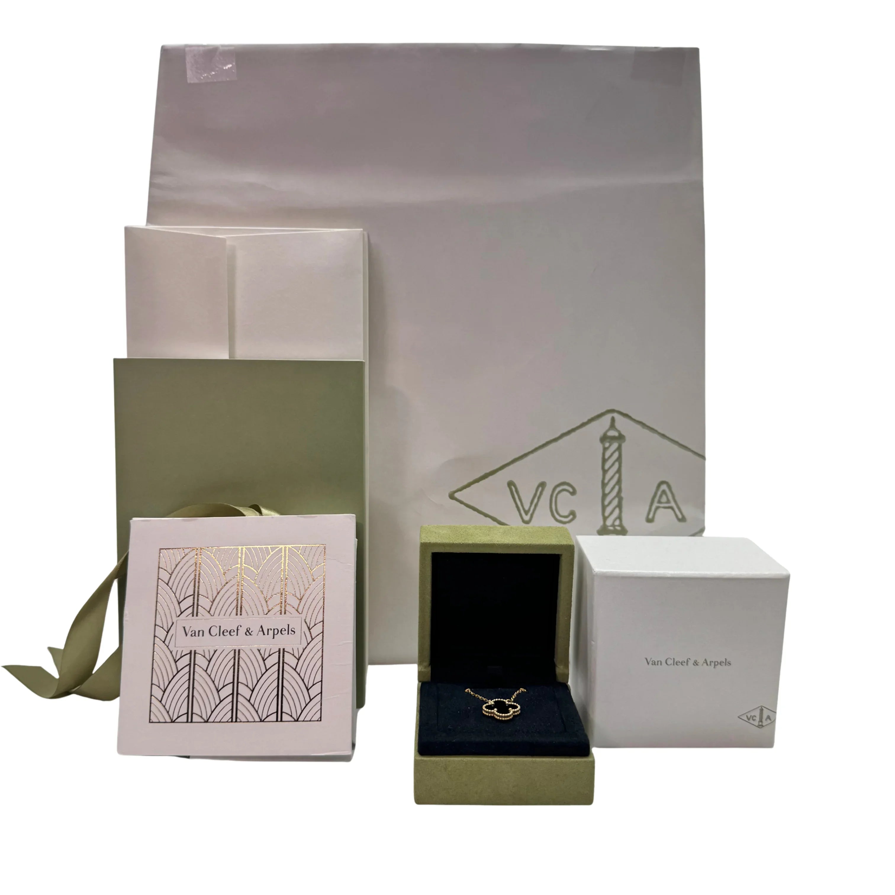 Van Cleef & Arpels Vintage Alhambra Onyx Pendant with 18K Gold - Lost Designer