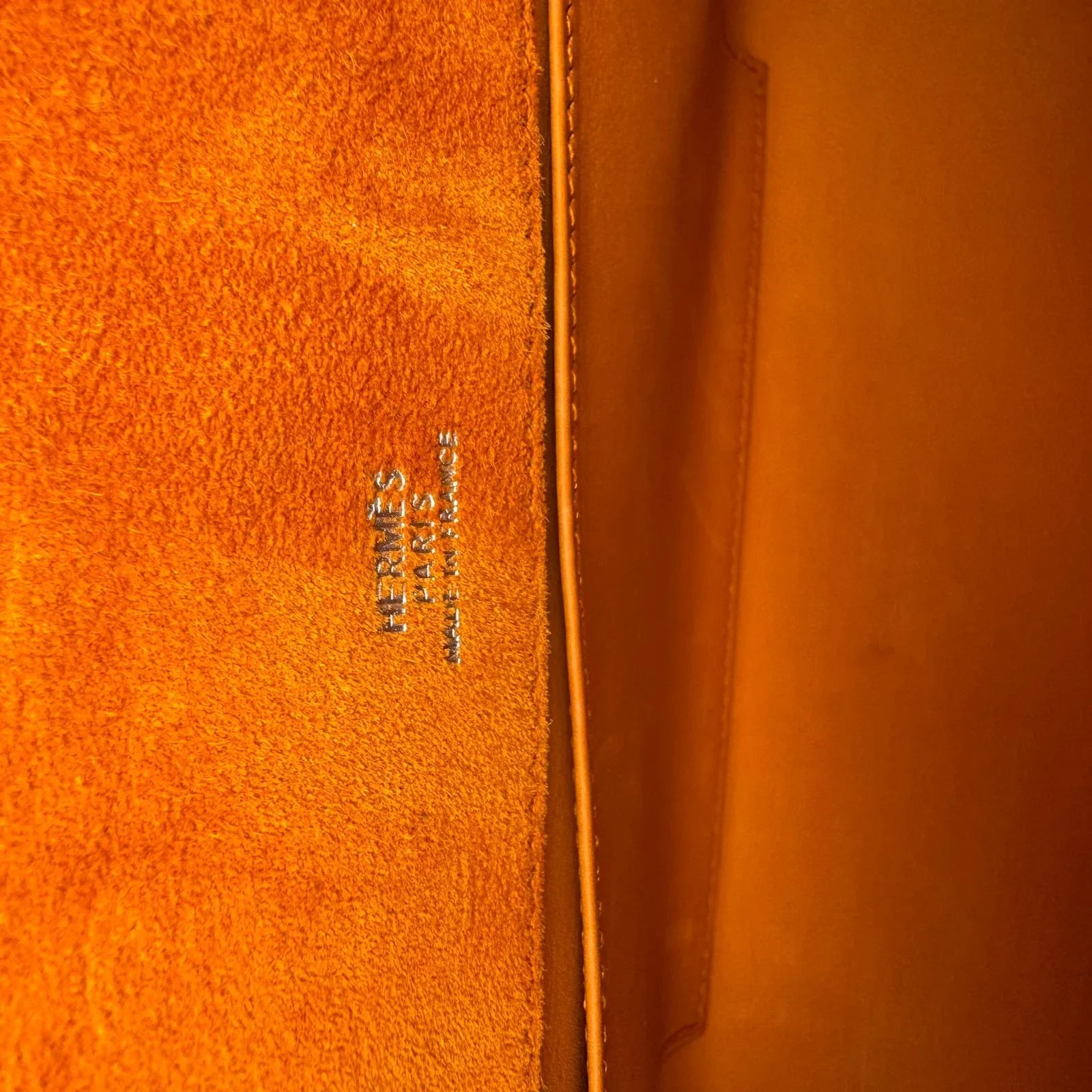 Hermès Kelly Pochette Orange H Veau Doblis Suede PWH ☐ I Stamp - Lost Designer