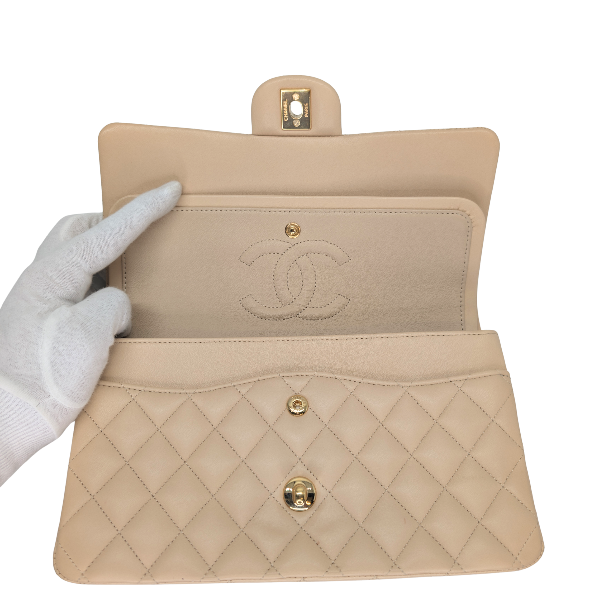 Chanel Double Flap Medium lambskin Bag Beige