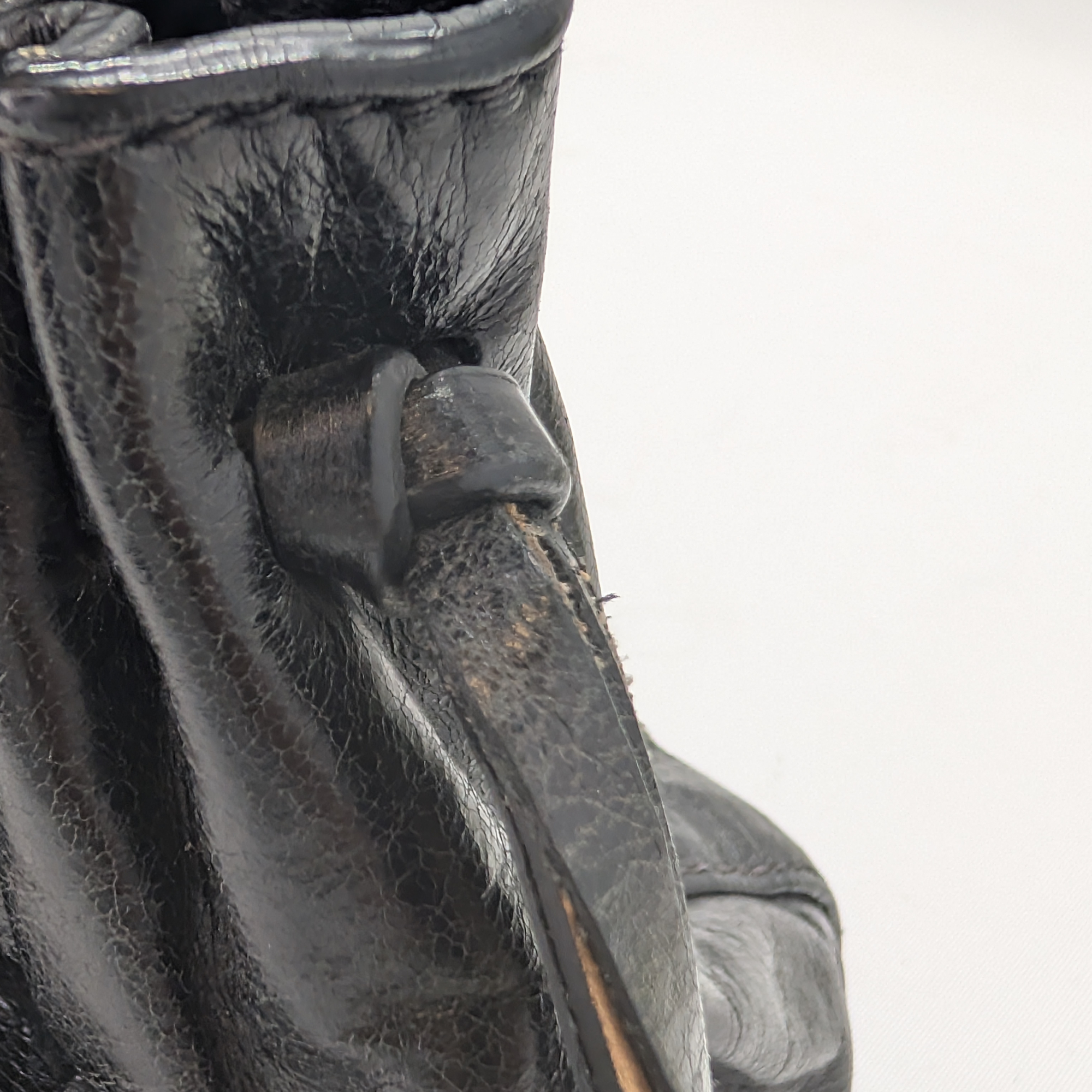 Miu Miu Vitello Crossbody Bag Black