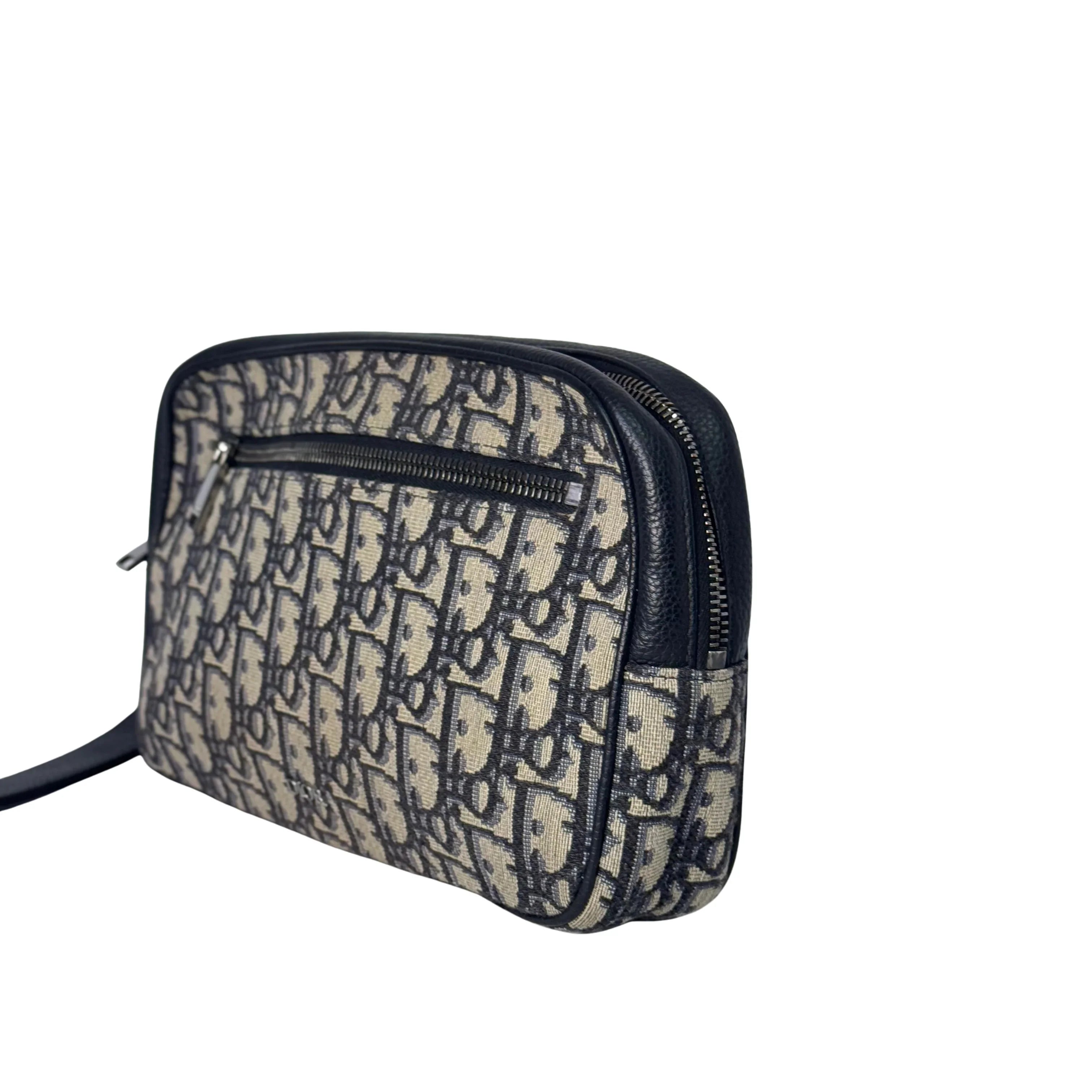 Dior Unisex Oblique Wristlet toiletry clutch Bag - Lost Designer