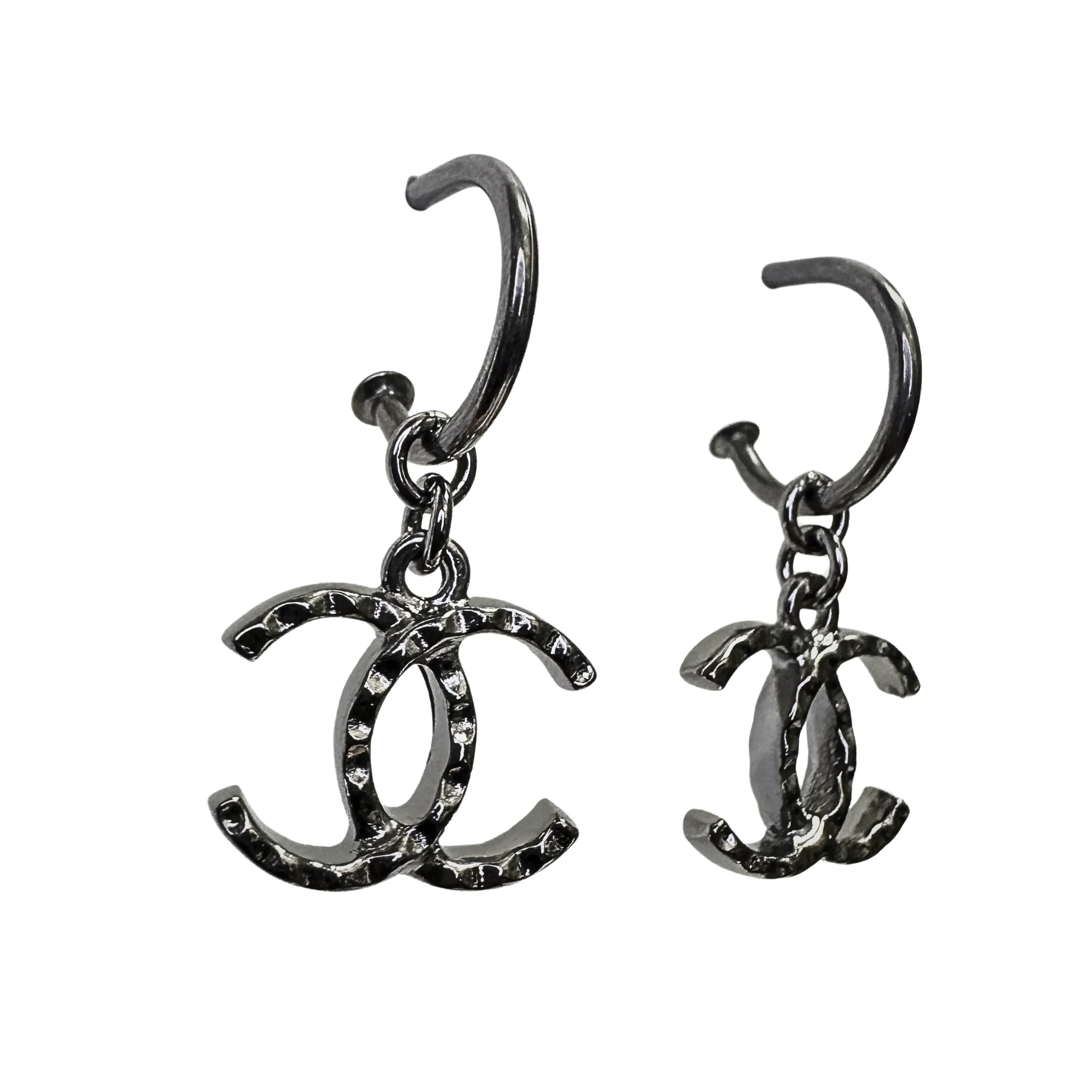 Chanel CC Earrings Metallic Gunmetal - Lost Designer