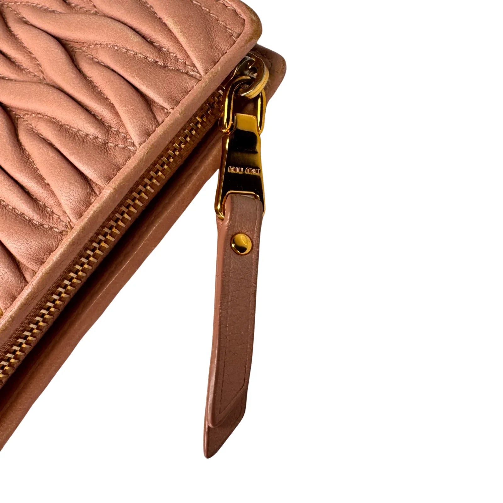 Miu Miu Matelassé Zip Around Wallet – Powdered Pink