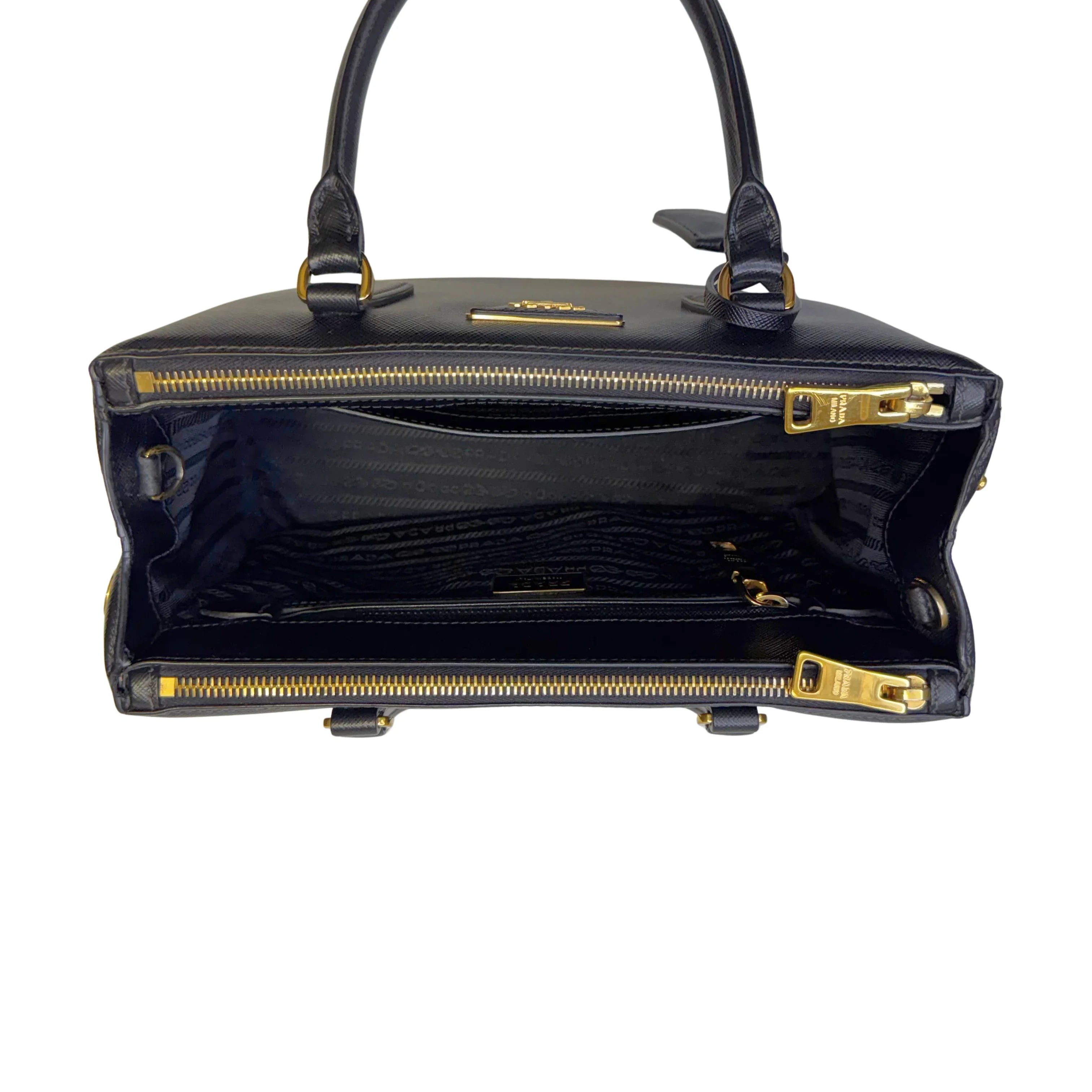 Prada Medium Galleria Saffiano leather bag Black