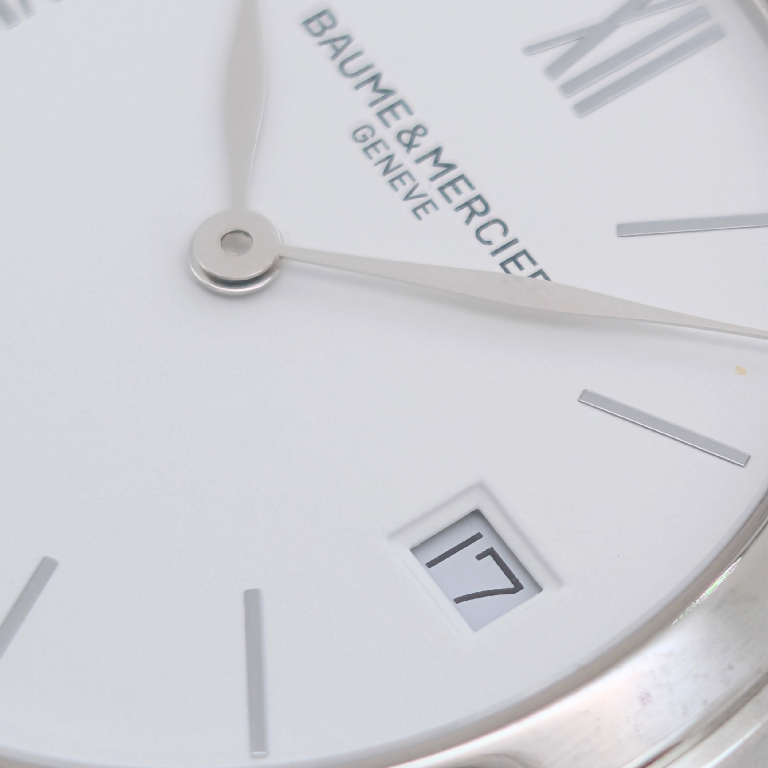 Baume & Mercier Classima 65808 32mm Watch