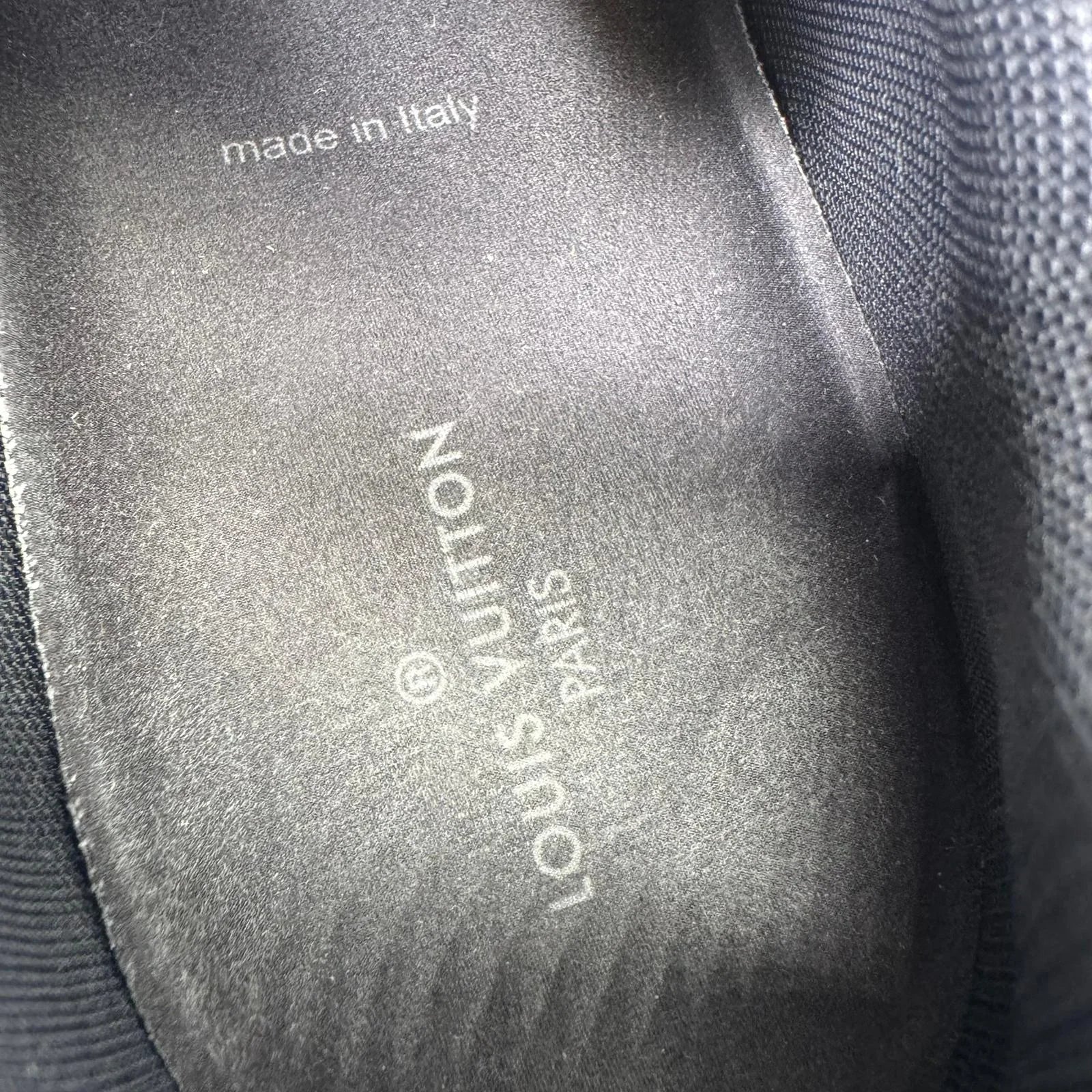 Louis Vuitton Run Away Pulse Sneakers Black - Lost Designer