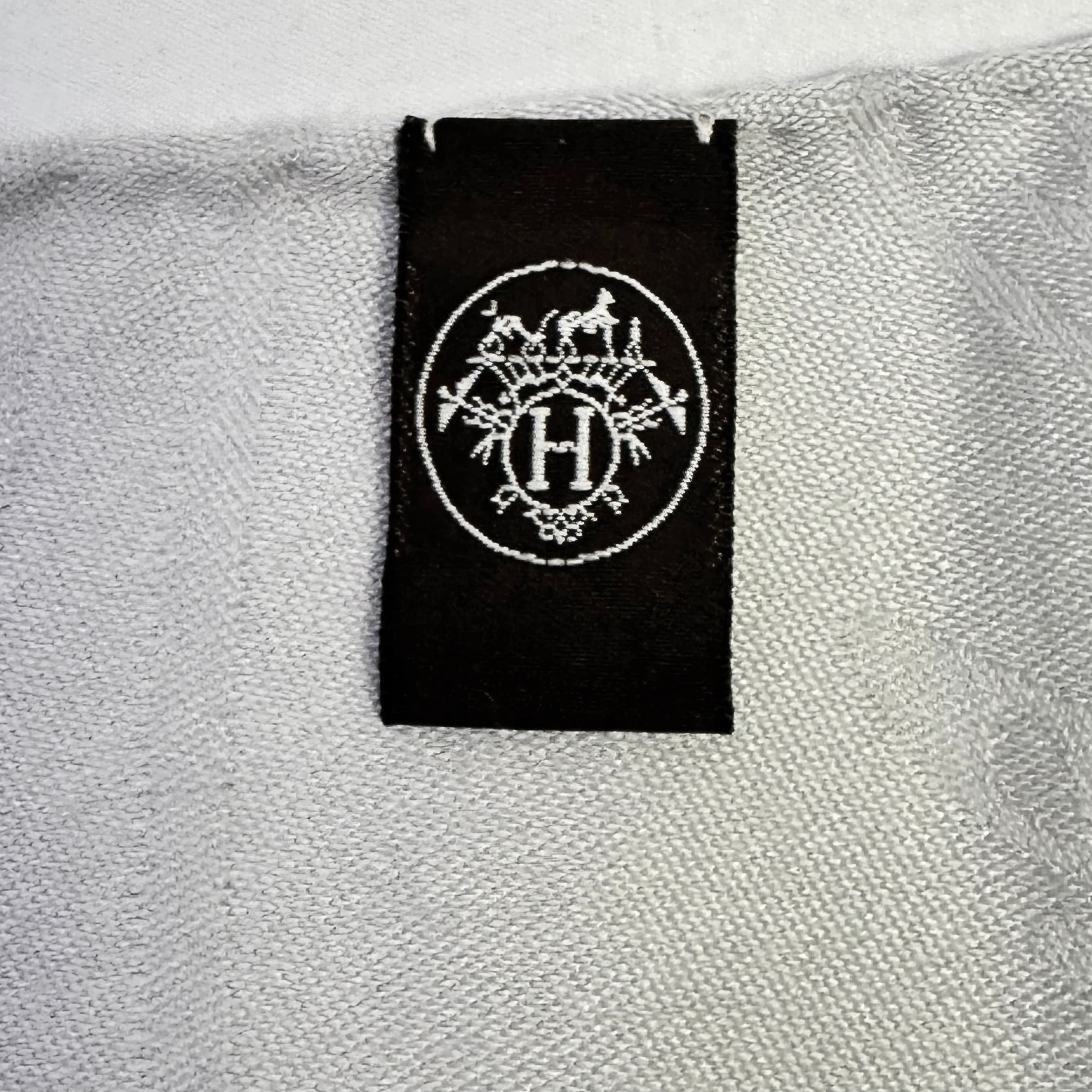 Hermès Silk Cashmere Scarf Grey - Lost Designer