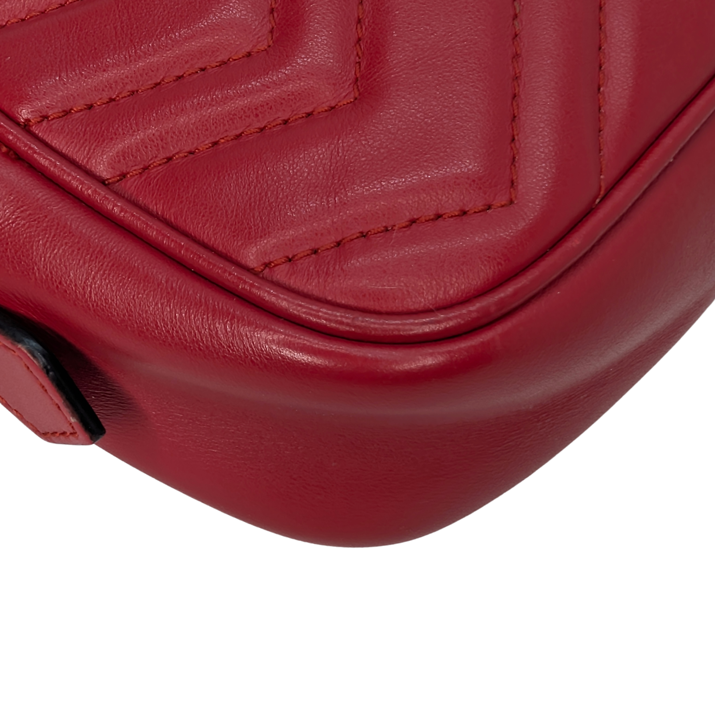 Gucci Mini GG Marmont Chain Shoulder Bag Hibiscus Red