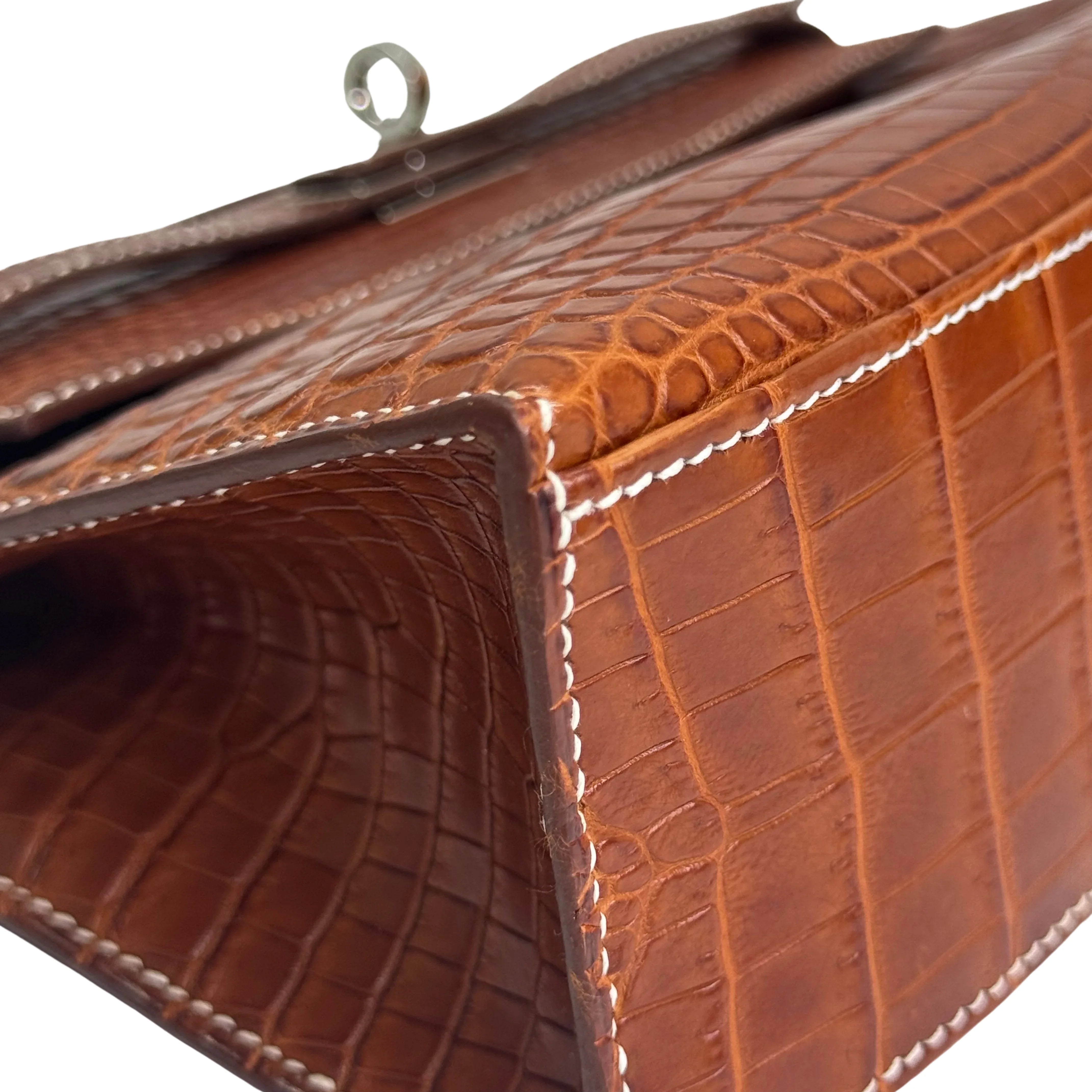 Hermes Kelly Pochette Fauve Niloticus Crocodile PHW □ J Stamp - Lost Designer