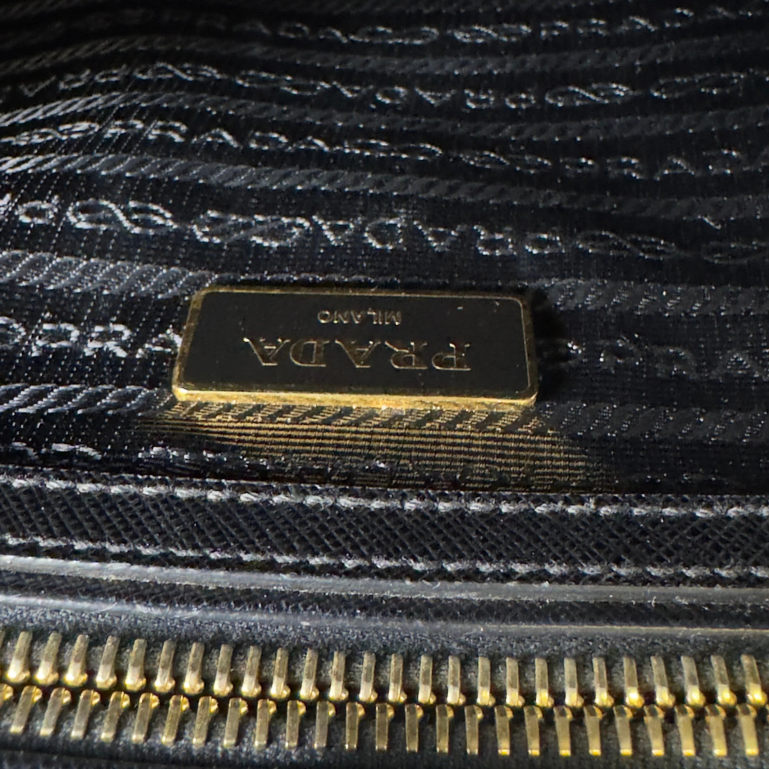 Prada Safiano Lux Medium Tote Bag Black - Lost Designer