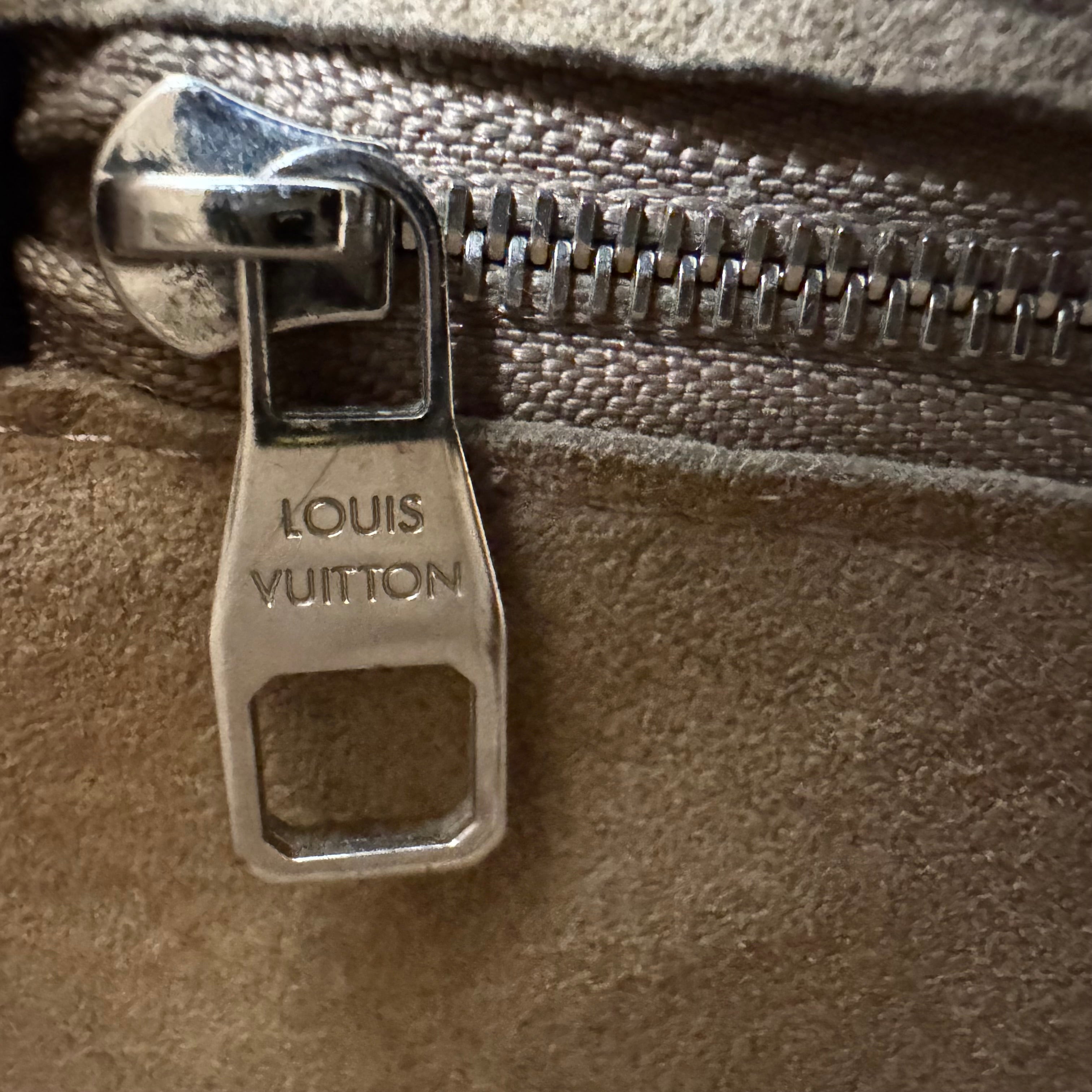 Louis Vuitton Mahina Babylone Chain BB – Black Bag