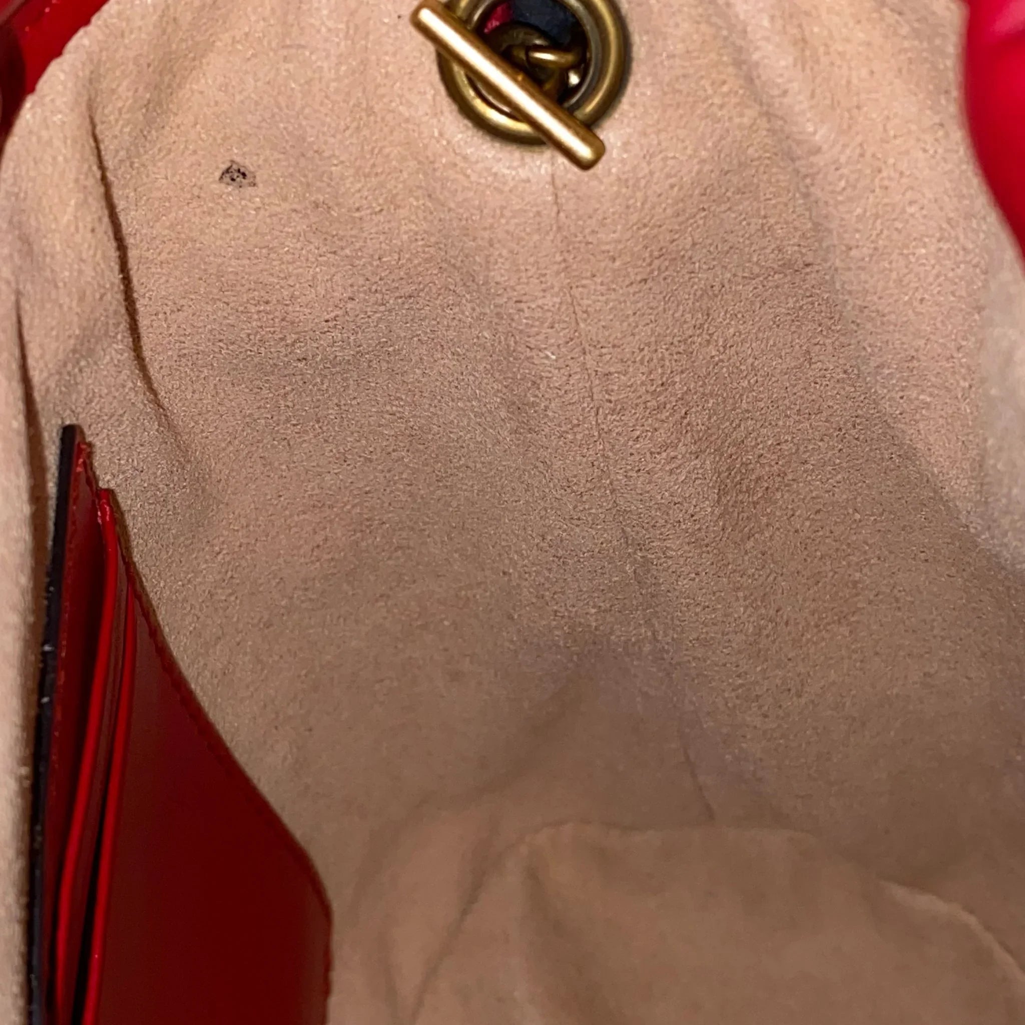 Gucci Calfskin Matelassé Mini GG Marmont Bucket Bag – Hibiscus Red