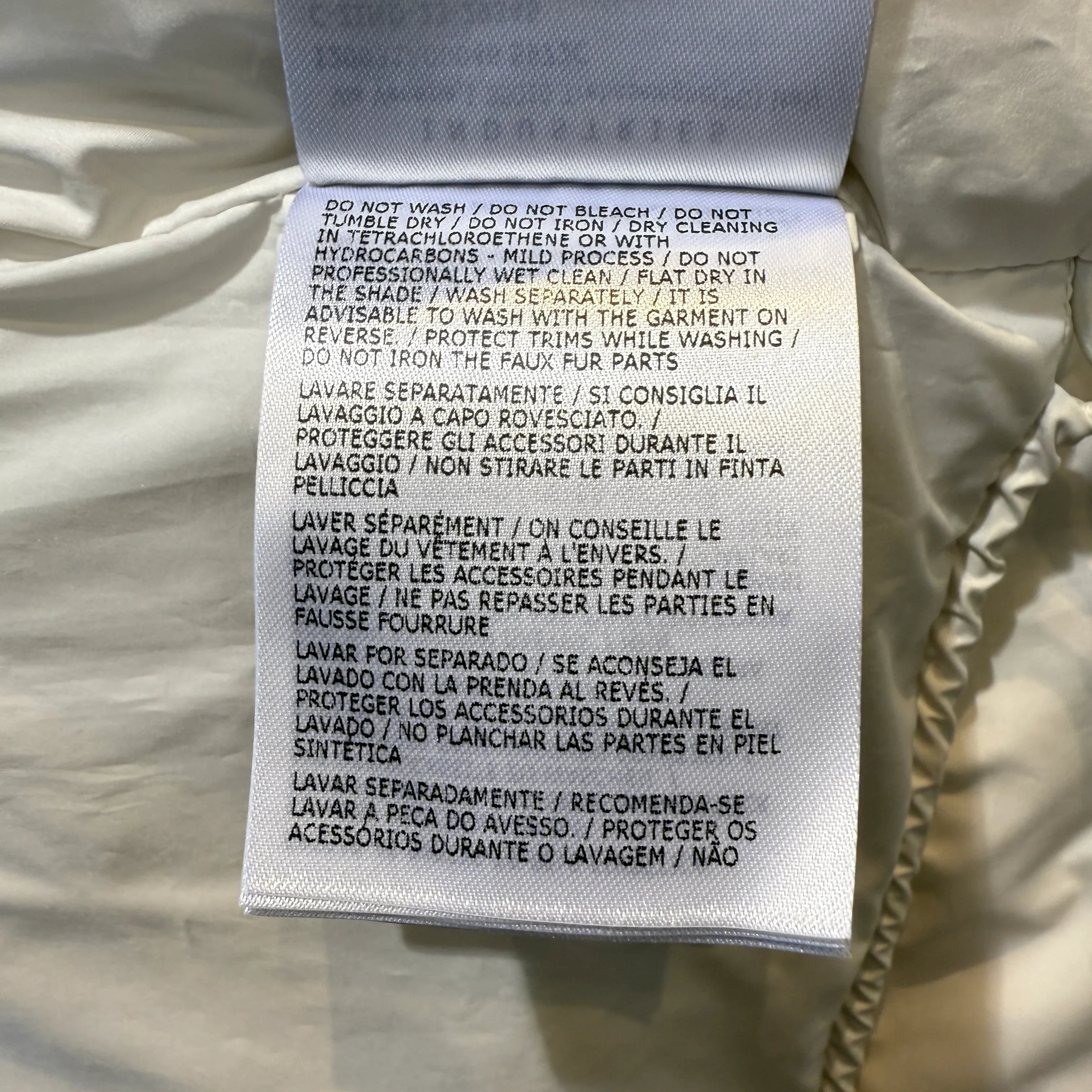 Moncler Lempa Gielt Puffer Vest Women's Size 0/ Small - Lost Designer