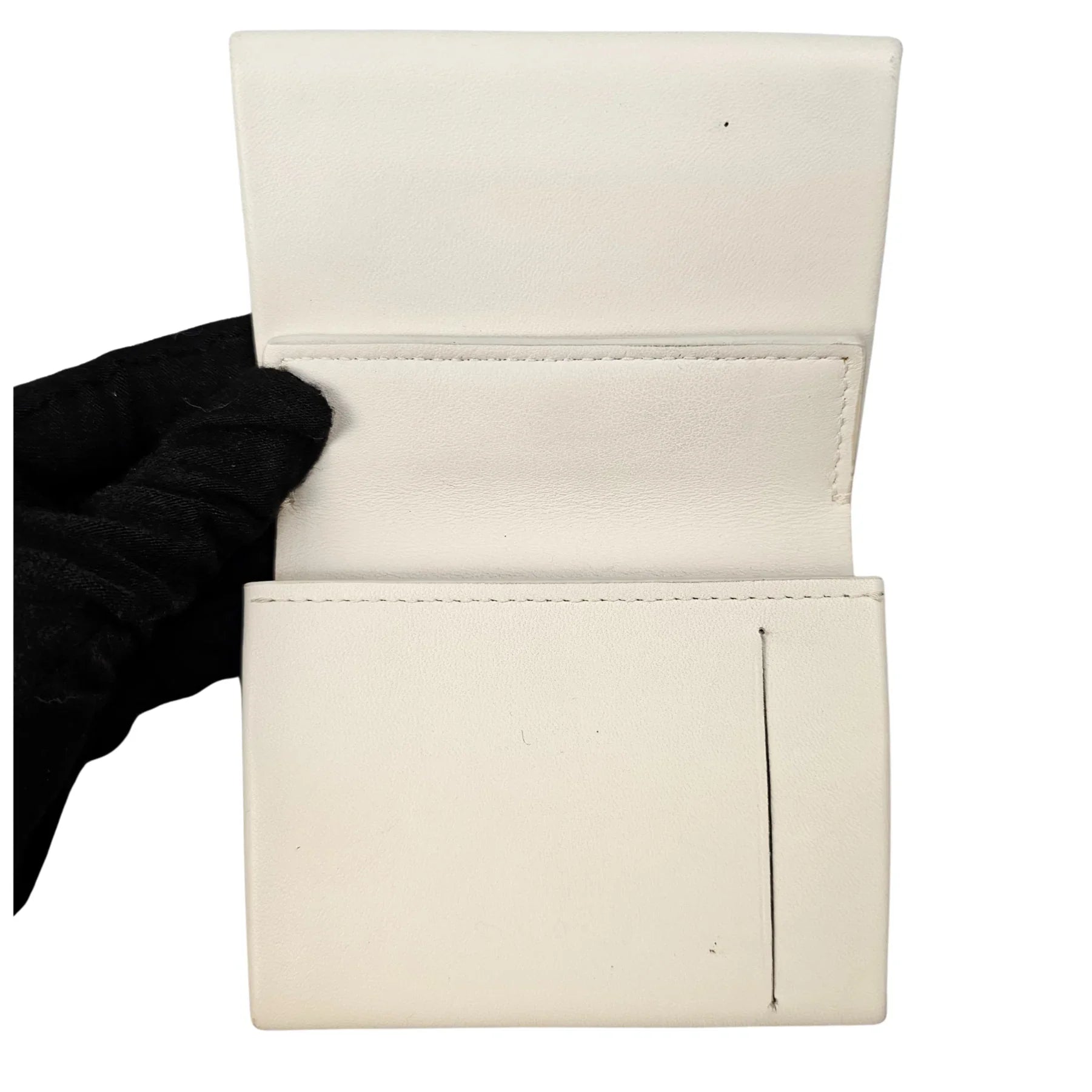 Bottega Veneta White Leather Wallet - Lost Designer