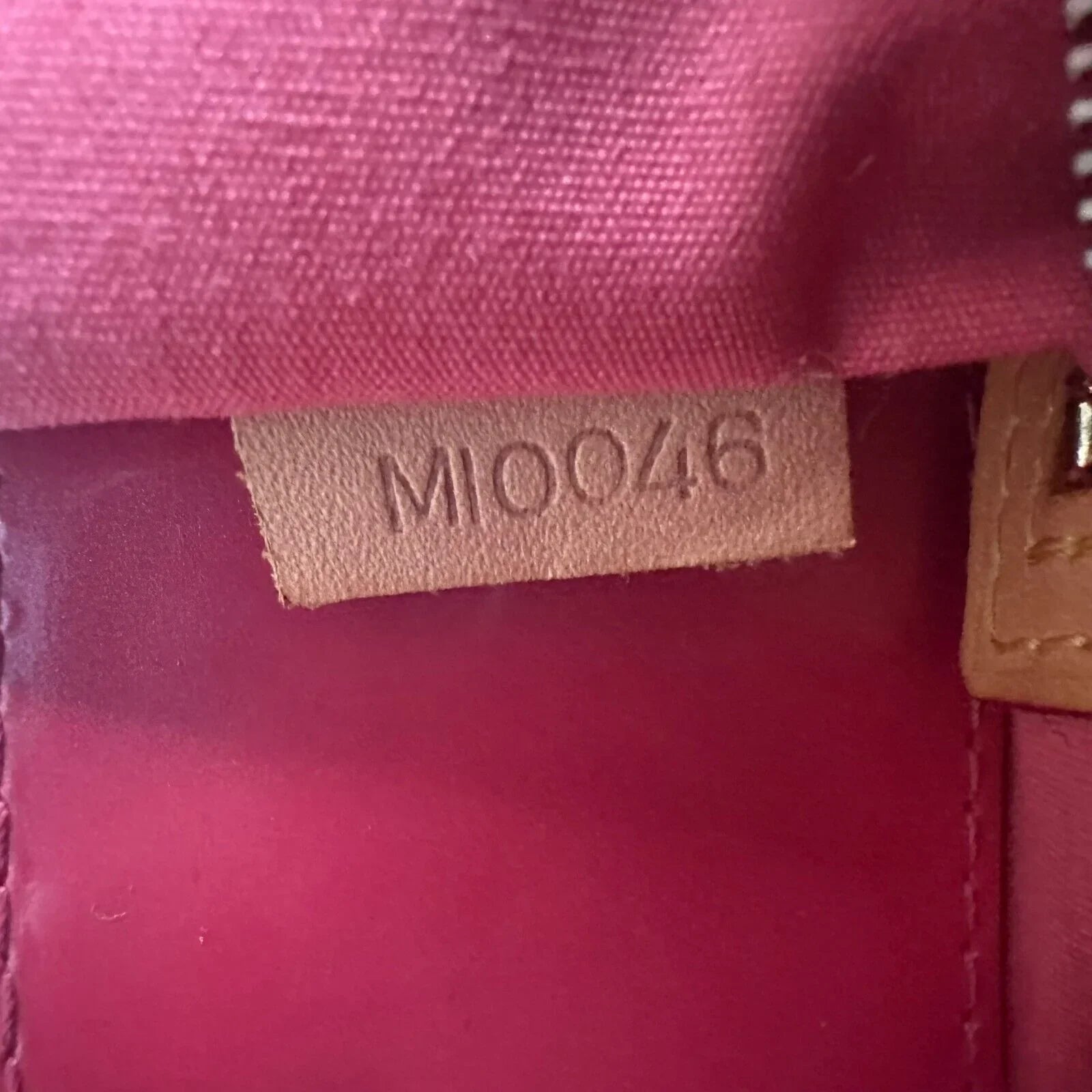 Louis Vuitton Monogram Vernis Reade PM Bag, Rose Pop