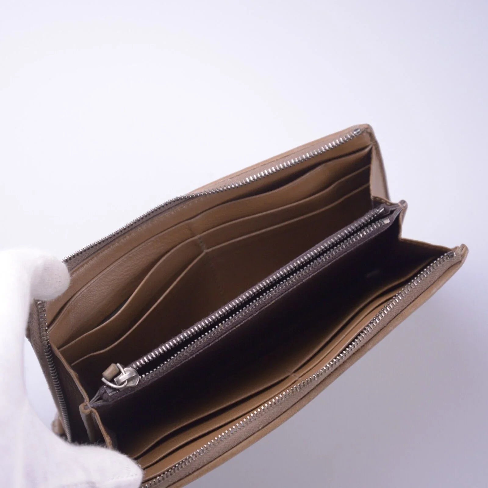 Bottega Veneta Intrecciato L-Shaped Long Wallet, Brown - Lost Designer