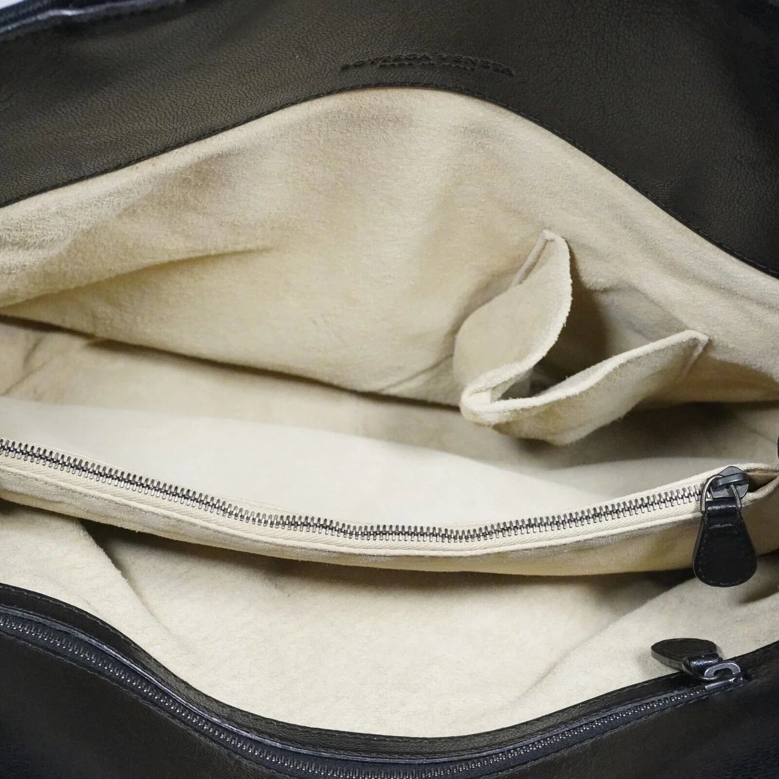 Bottega Veneta Intrecciato Tote Bag Black - Lost Designer