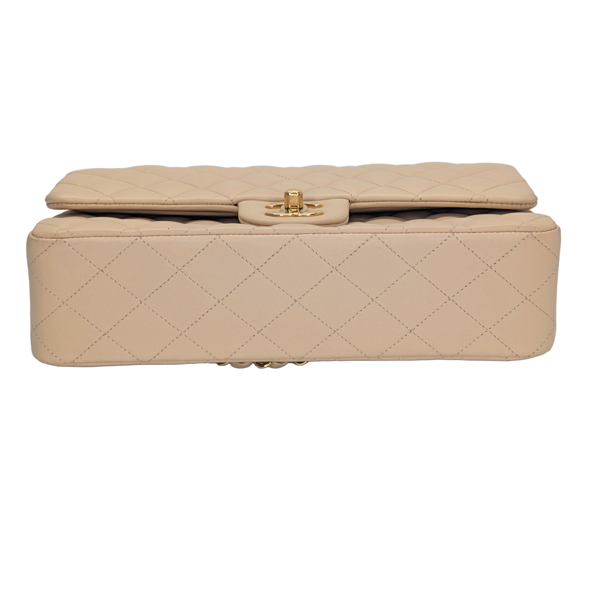 Chanel Double Flap Medium lambskin Bag Beige