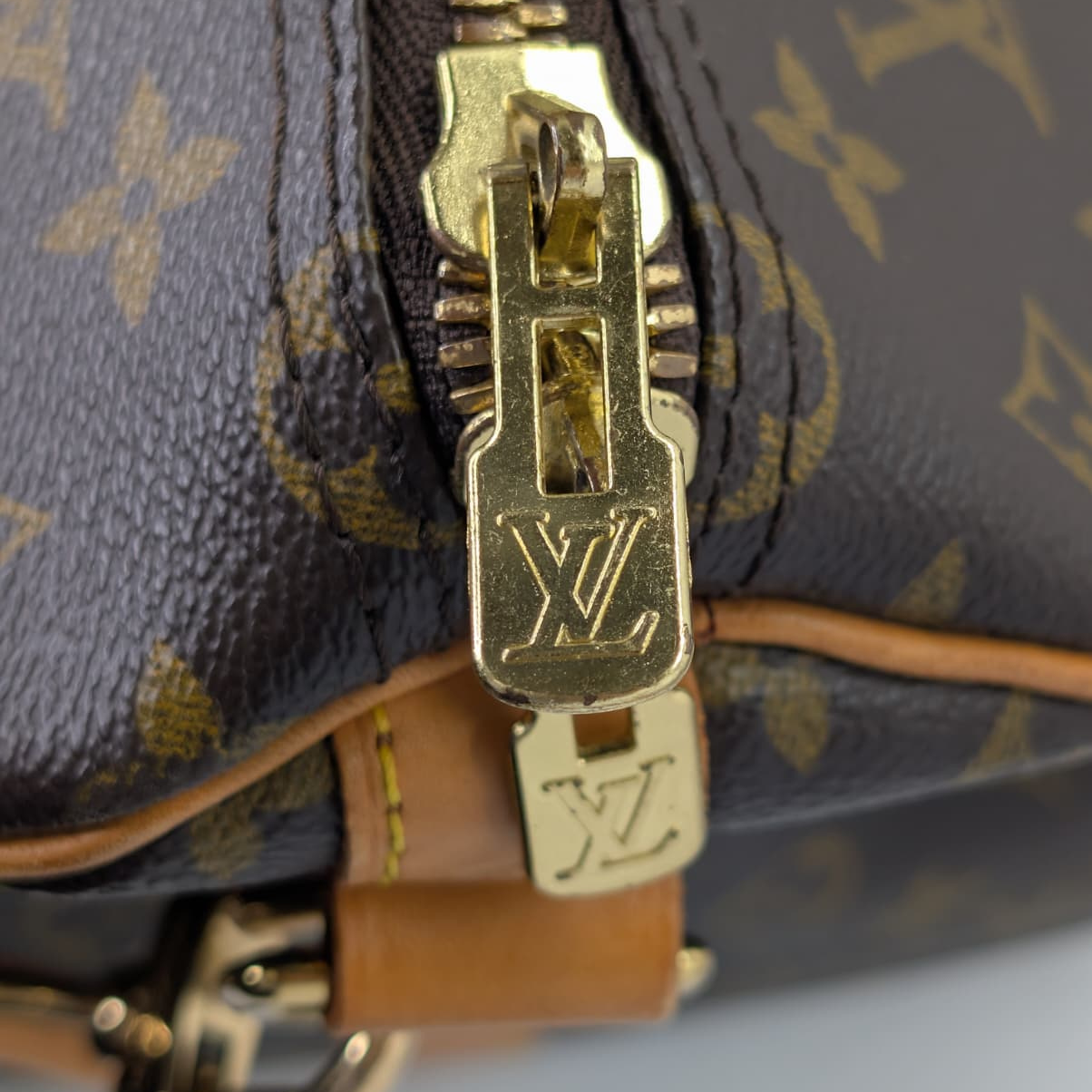 Louis Vuitton Monogram Keepall Bandoulière 50 Duffle Bag Brown