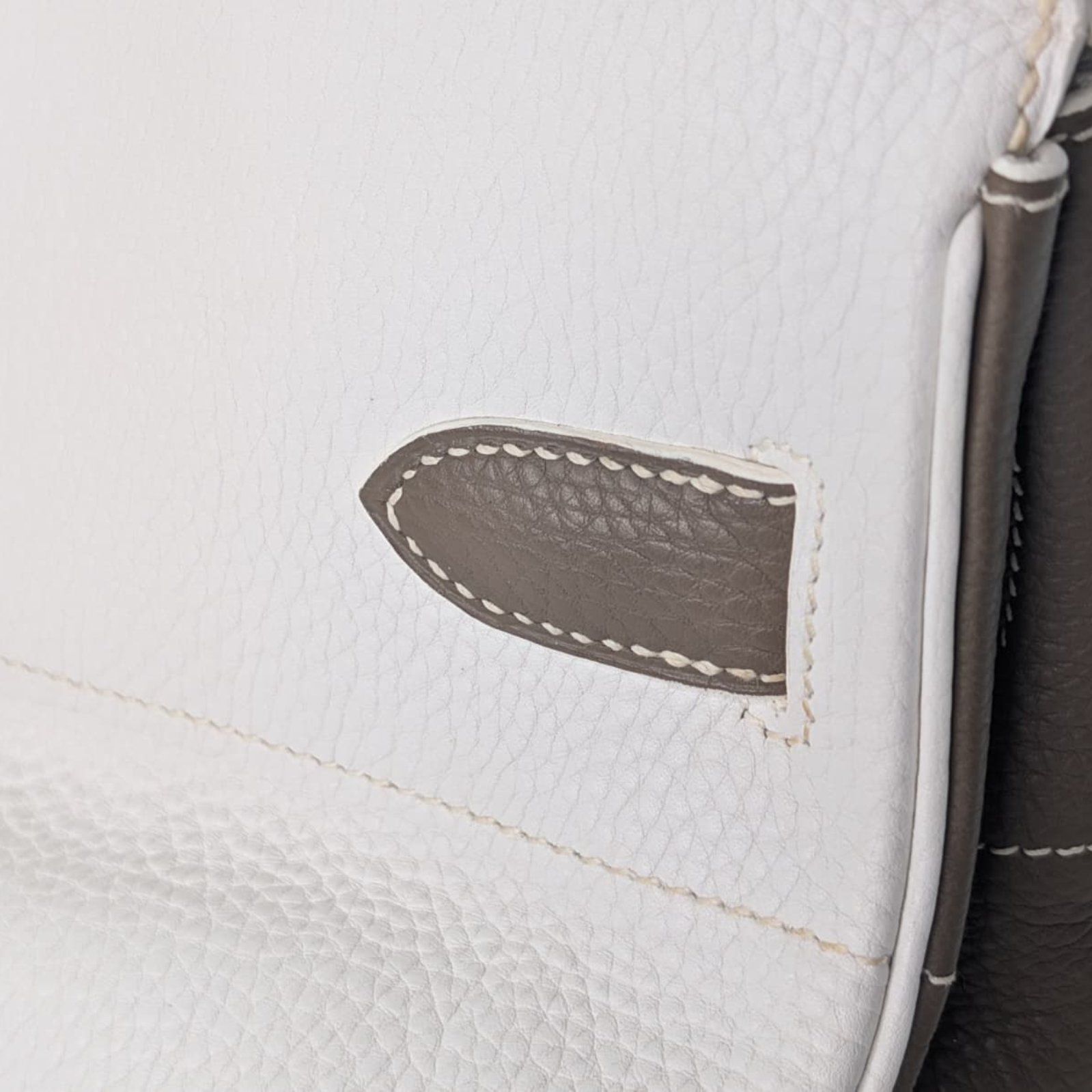 Hermès Birkin Shoulder 42 White Etoupe Clemence Palladium Hardware □J Stamp