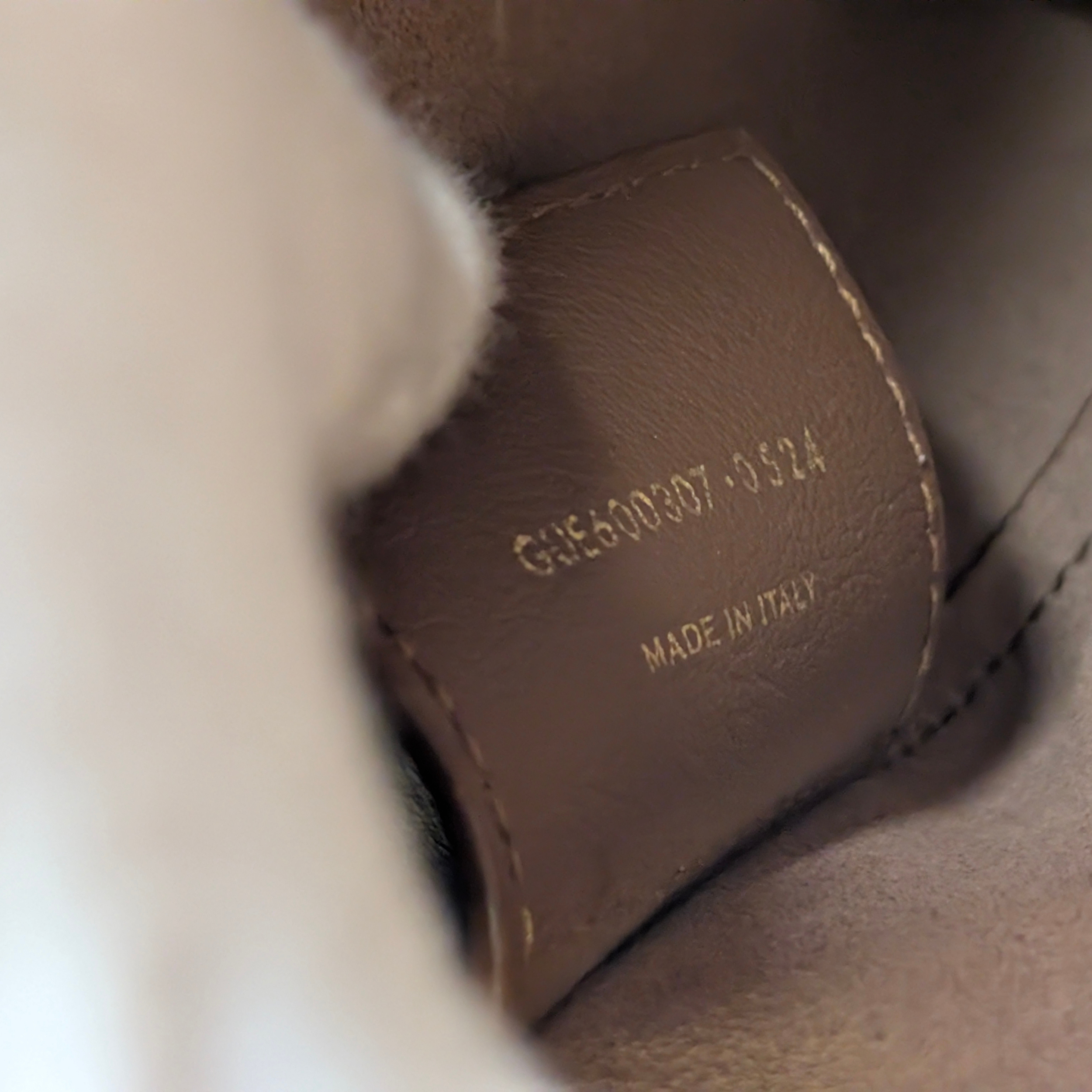 Yves Saint Laurent Toy Shopping Tote Brown