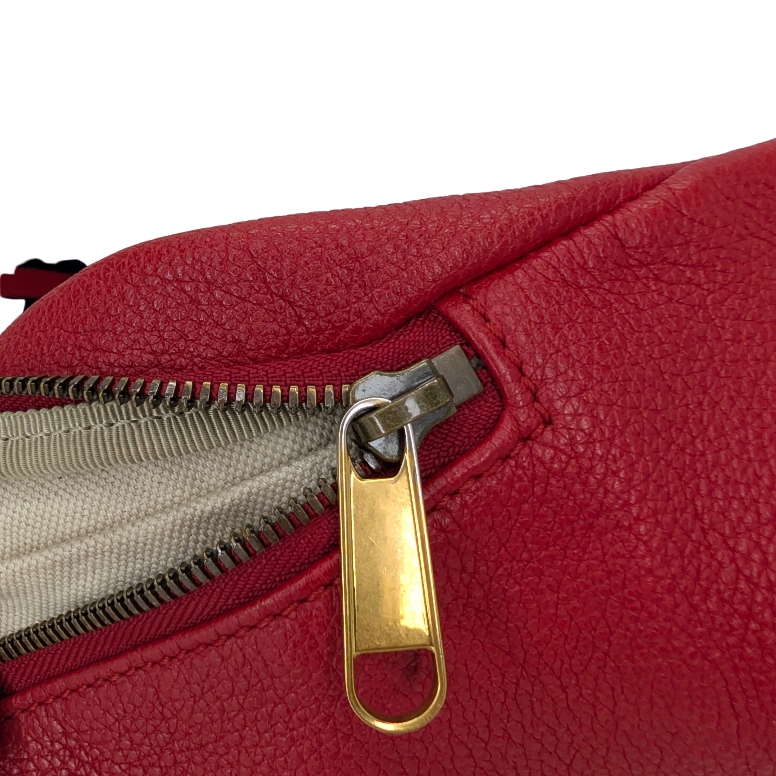 Gucci Grained Calfskin Logo Belt Bum Bag Hibiscus Red