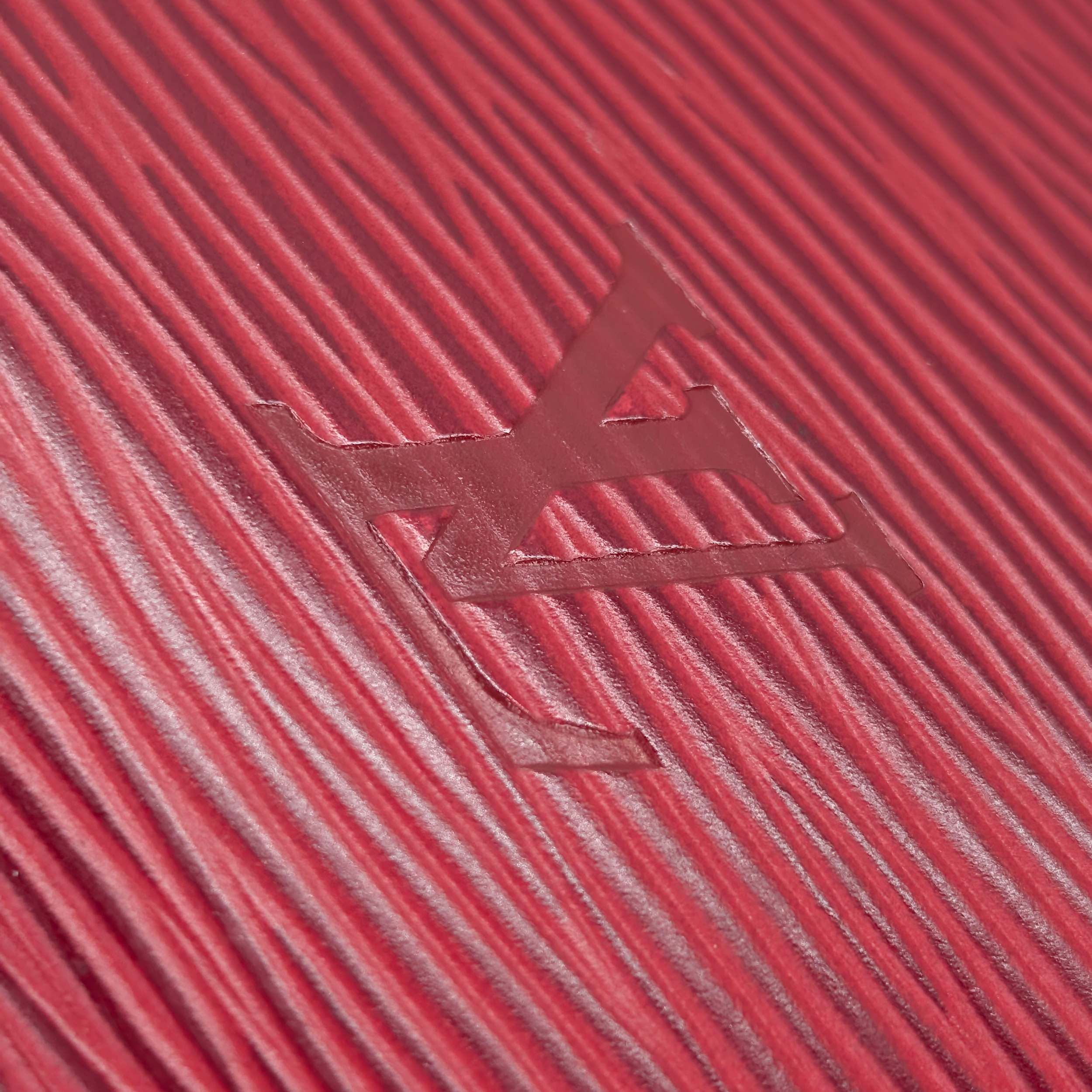 Louis Vuitton Pont Neuf Epi Leather Bag Red