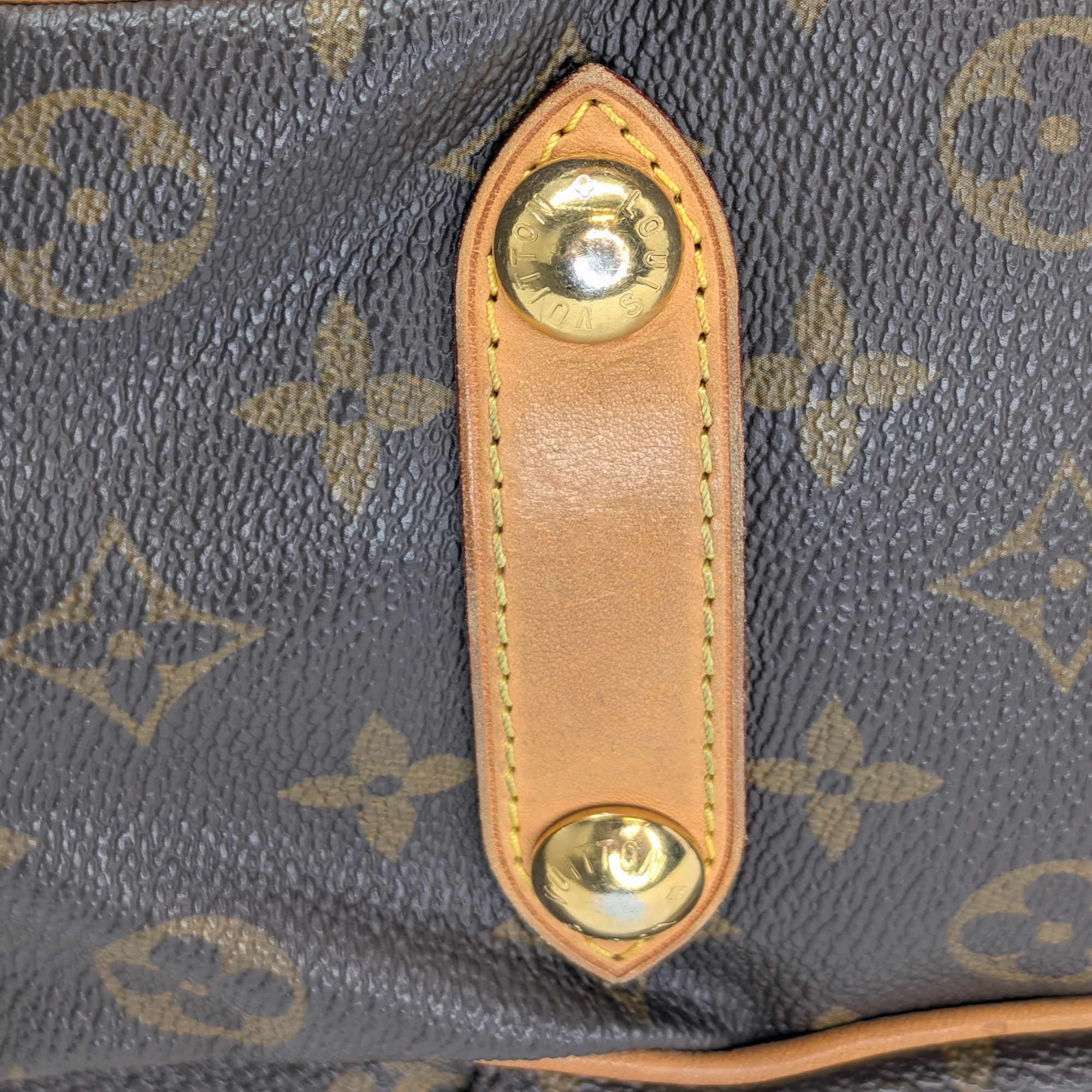 Louis Vuitton Galliera Monogram PM Shoulder Bag