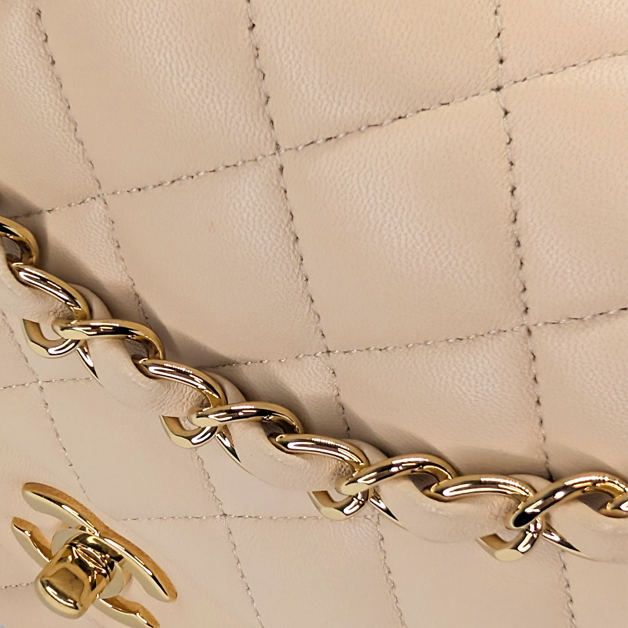 Chanel Double Flap Medium lambskin Bag Beige