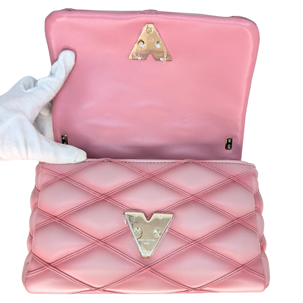 Louis Vuitton Go-14 Raspberry MM Handbag