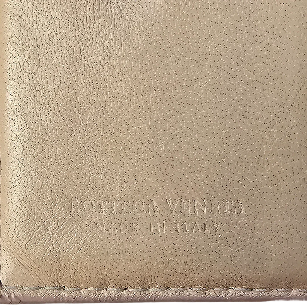 Bottega Veneta Intrecciato Beige Leather Wallet