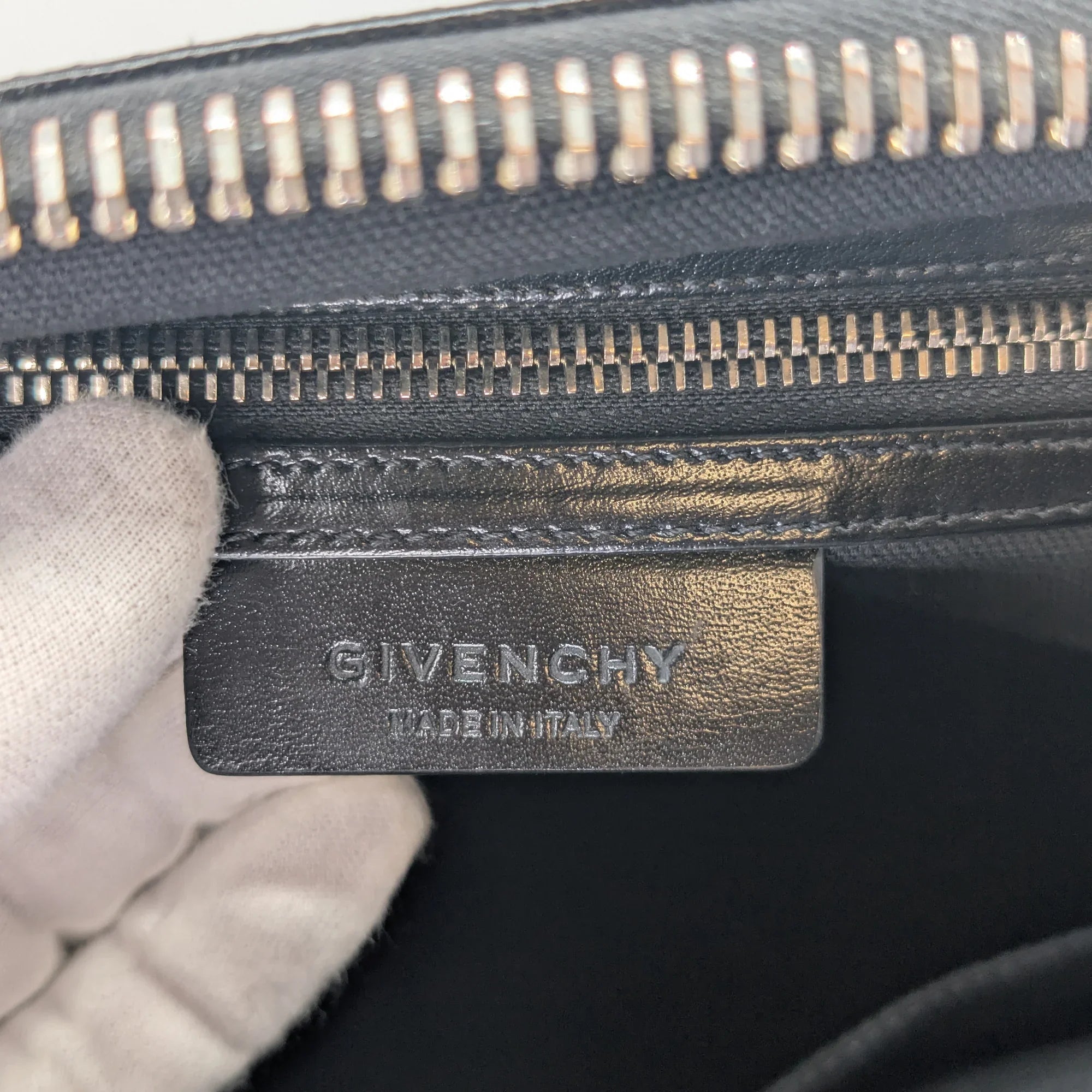 Givenchy Antigona Medium Handbag Black - Lost Designer