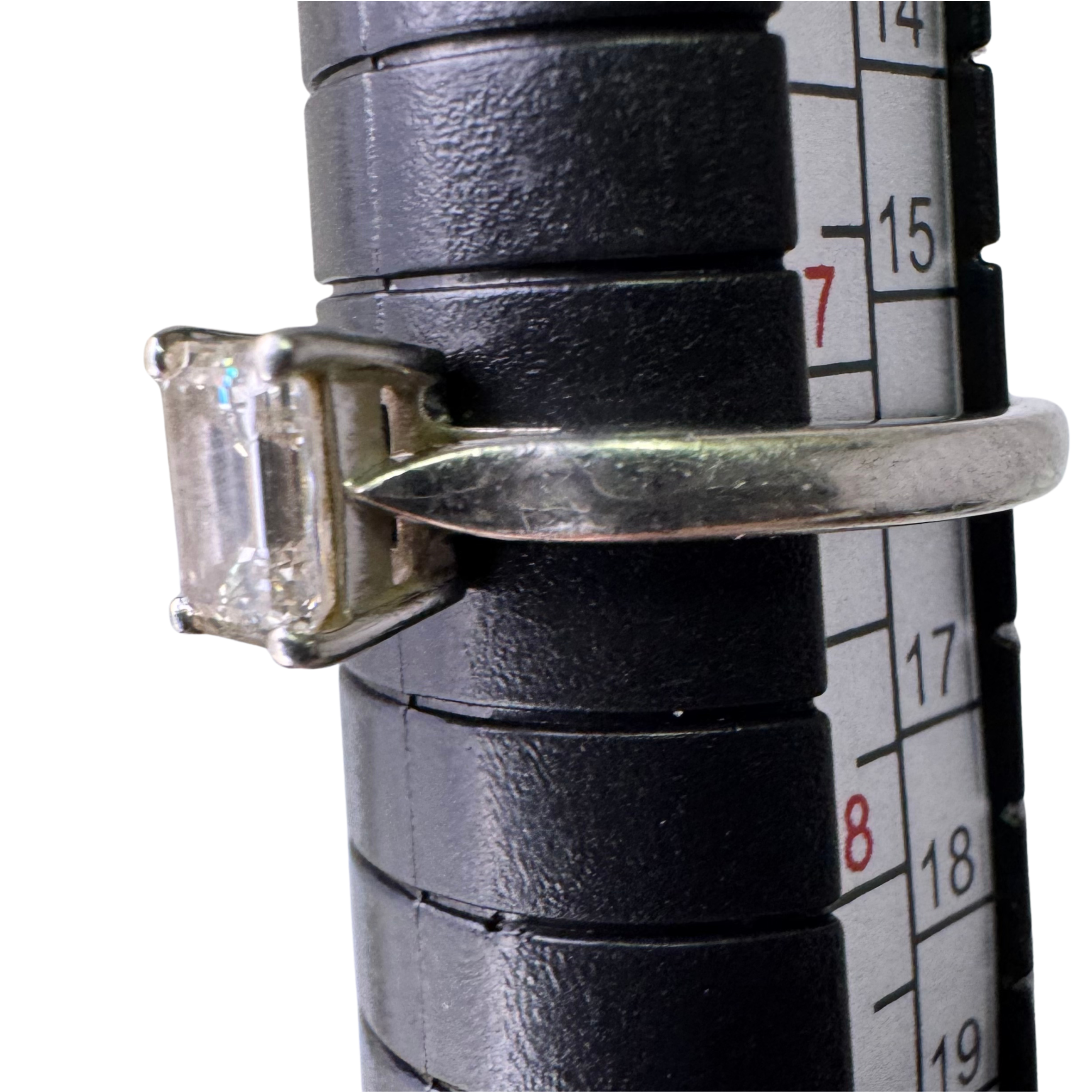 0.73ct Colour F-G Clarity VVS2-VVS1 Diamond emerald cut on platinum Ring O½