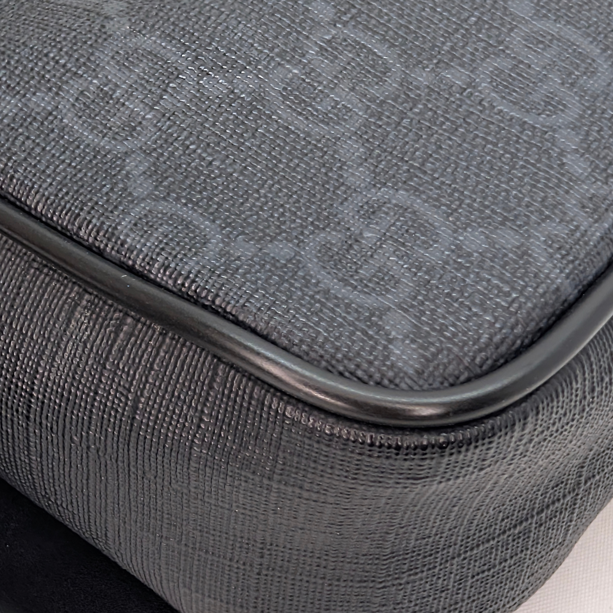 Gucci GG Supreme Belt Bag Black