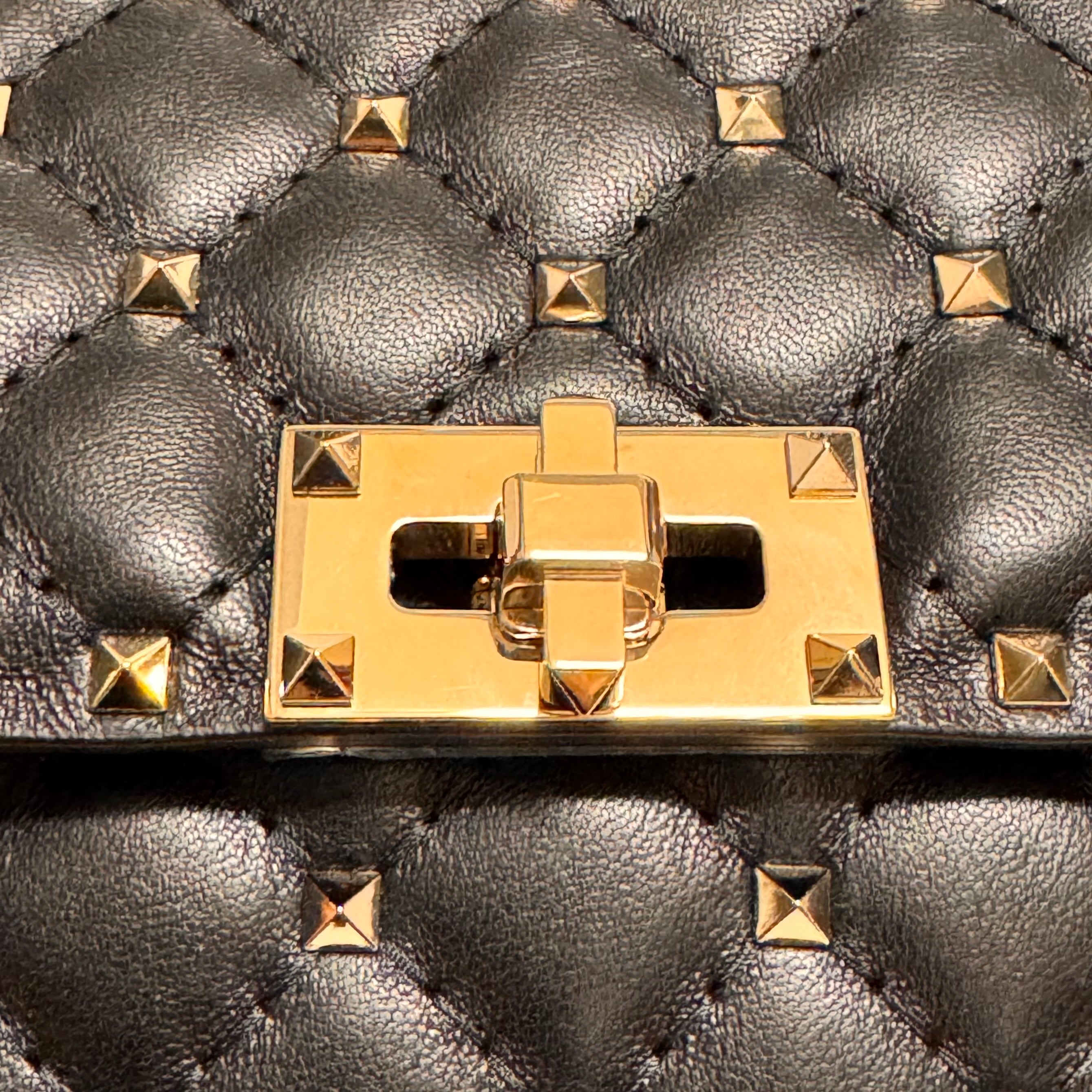 Valentino Garavani Rockstud Spike Bag Black