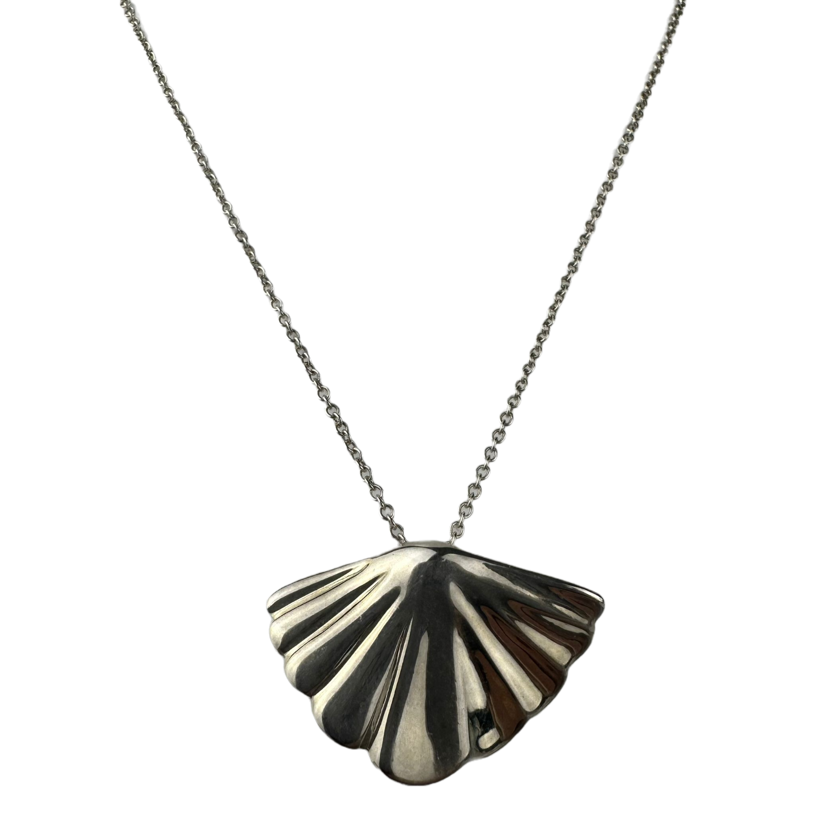 Tiffany & Co Shell Motif Sterling Silver Pendant Necklace